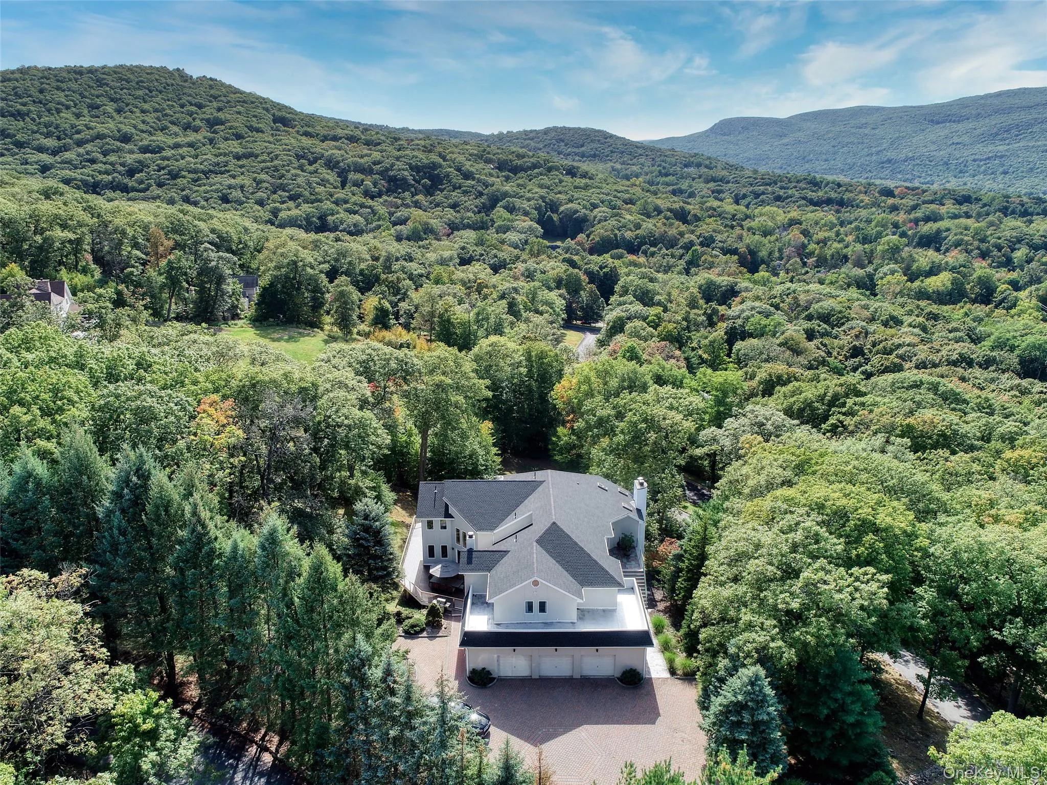 12 Parks Wood Drive, Cornwall, NY, 5 Bedrooms Bedrooms, 12 Rooms Rooms,3 BathroomsBathrooms,Residential,For Rent,Parks Wood,0,1003280 12 Parks Wood Drive, Cornwall, NY, 5 Bedrooms Bedrooms, 12 Rooms Rooms,3 BathroomsBathrooms,Residential,For Rent,Parks Wood,0,1003280