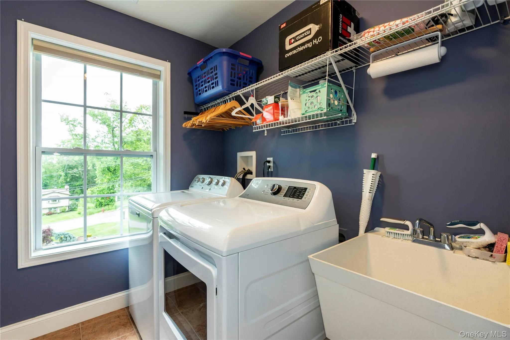 38 Dogwood Road, East Fishkill, NY, 4 Bedrooms Bedrooms, 7 Rooms Rooms,2 BathroomsBathrooms,Residential,For Rent,Dogwood,0,1003285 38 Dogwood Road, East Fishkill, NY, 4 Bedrooms Bedrooms, 7 Rooms Rooms,2 BathroomsBathrooms,Residential,For Rent,Dogwood,0,1003285