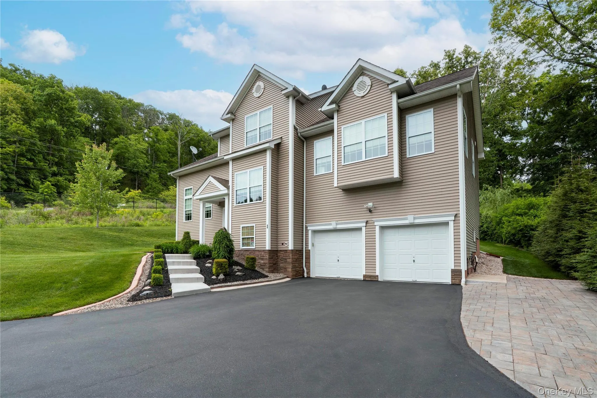 38 Dogwood Road, East Fishkill, NY, 4 Bedrooms Bedrooms, 7 Rooms Rooms,2 BathroomsBathrooms,Residential,For Rent,Dogwood,0,1003285 38 Dogwood Road, East Fishkill, NY, 4 Bedrooms Bedrooms, 7 Rooms Rooms,2 BathroomsBathrooms,Residential,For Rent,Dogwood,0,1003285