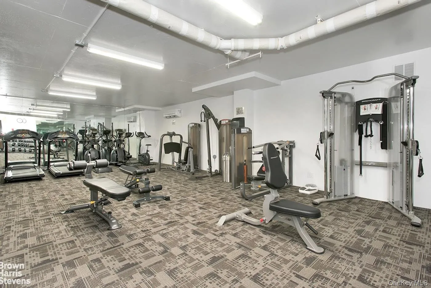 555 Kappock Street, New York, NY, 3 Bedrooms Bedrooms, 5 Rooms Rooms,2 BathroomsBathrooms,Residential,For Rent,Kappock,0,1003286 555 Kappock Street, New York, NY, 3 Bedrooms Bedrooms, 5 Rooms Rooms,2 BathroomsBathrooms,Residential,For Rent,Kappock,0,1003286