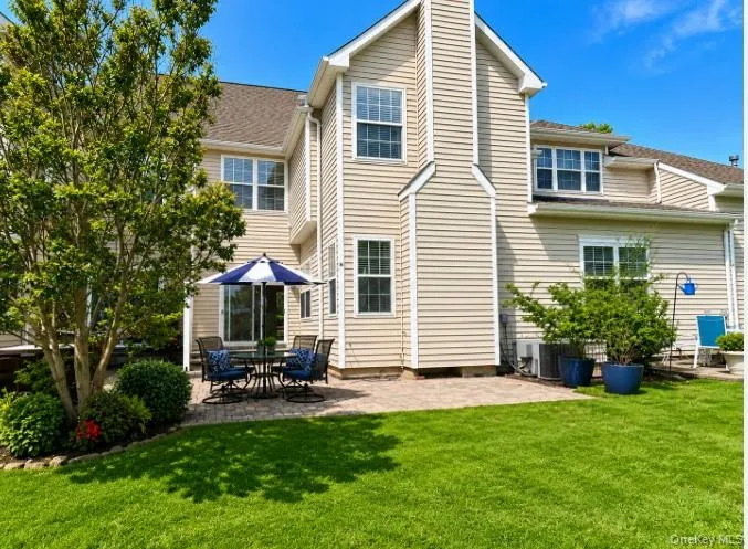 27 Snowdance Lane, Smithtown, NY, 3 Bedrooms Bedrooms, 6 Rooms Rooms,2 BathroomsBathrooms,Residential,For Rent,Snowdance,0,KEY1003288 27 Snowdance Lane, Smithtown, NY, 3 Bedrooms Bedrooms, 6 Rooms Rooms,2 BathroomsBathrooms,Residential,For Rent,Snowdance,0,KEY1003288