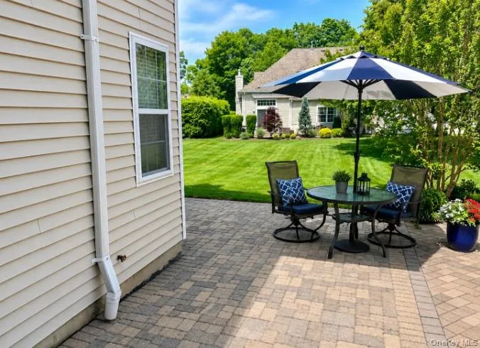 27 Snowdance Lane, Smithtown, NY, 3 Bedrooms Bedrooms, 6 Rooms Rooms,2 BathroomsBathrooms,Residential,For Rent,Snowdance,0,KEY1003288 27 Snowdance Lane, Smithtown, NY, 3 Bedrooms Bedrooms, 6 Rooms Rooms,2 BathroomsBathrooms,Residential,For Rent,Snowdance,0,KEY1003288