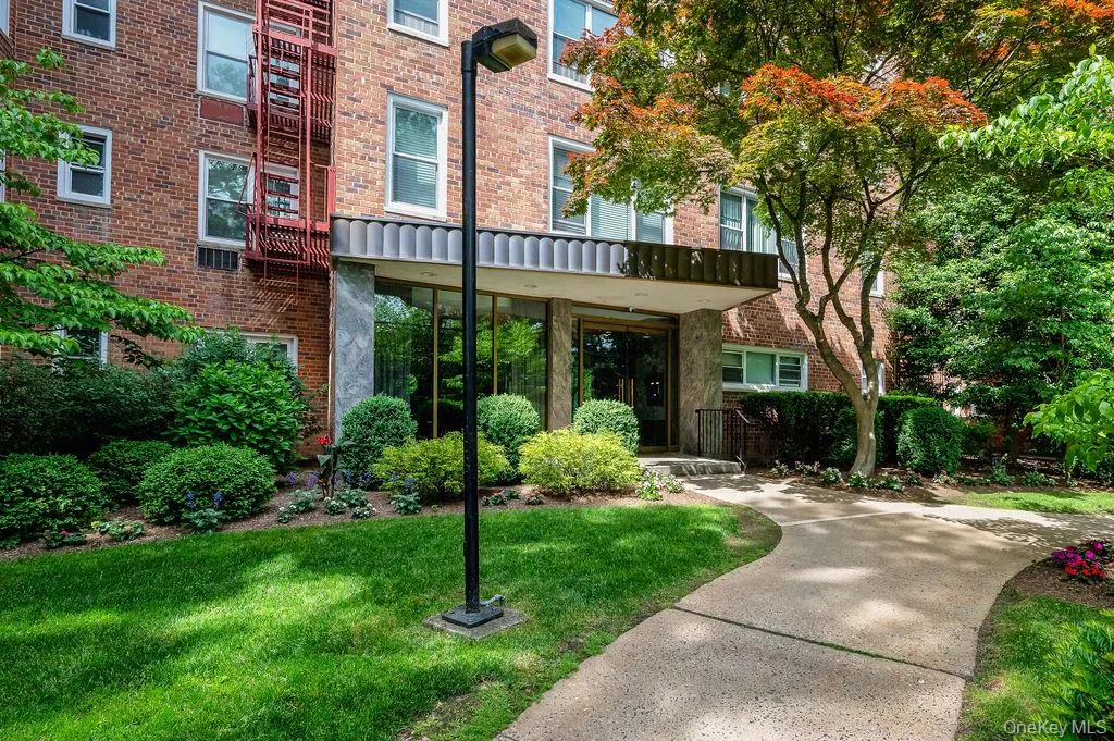 100 Dehaven Drive, Yonkers, NY, 1 Room Rooms,1 BathroomBathrooms,Residential,For Rent,Dehaven,0,1003290 100 Dehaven Drive, Yonkers, NY, 1 Room Rooms,1 BathroomBathrooms,Residential,For Rent,Dehaven,0,1003290
