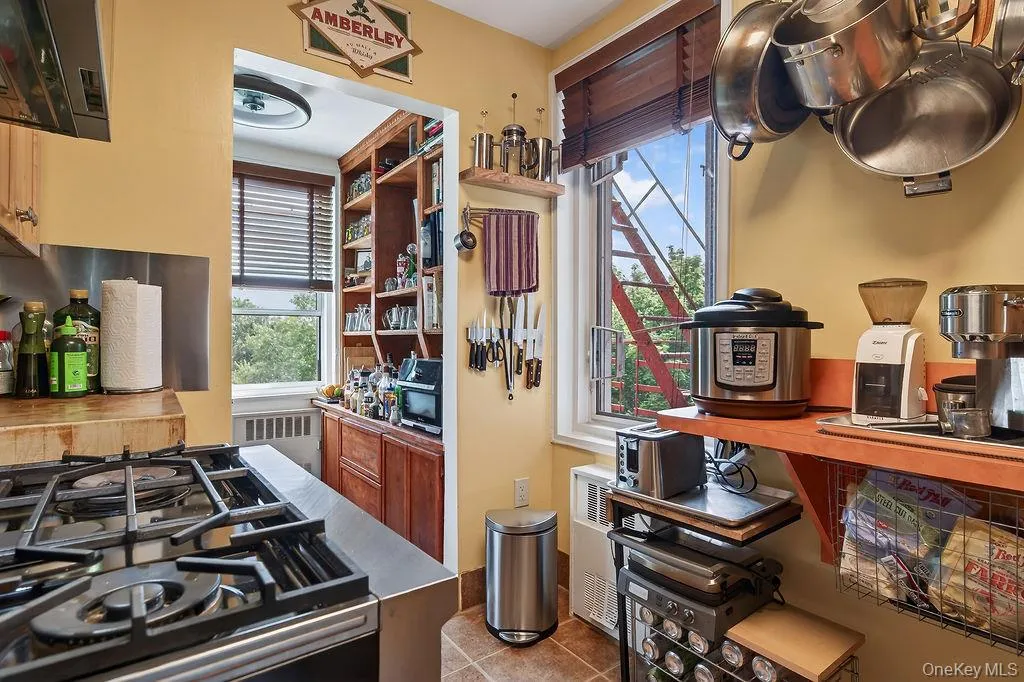 100 Dehaven Drive, Yonkers, NY, 1 Room Rooms,1 BathroomBathrooms,Residential,For Rent,Dehaven,0,1003290 100 Dehaven Drive, Yonkers, NY, 1 Room Rooms,1 BathroomBathrooms,Residential,For Rent,Dehaven,0,1003290
