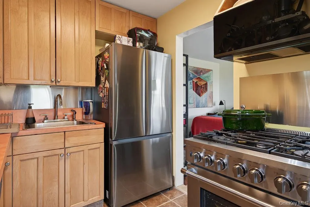 100 Dehaven Drive, Yonkers, NY, 1 Room Rooms,1 BathroomBathrooms,Residential,For Rent,Dehaven,0,1003290 100 Dehaven Drive, Yonkers, NY, 1 Room Rooms,1 BathroomBathrooms,Residential,For Rent,Dehaven,0,1003290