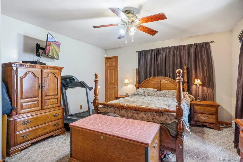 17 Brook Place, Islip, NY, 3 Bedrooms Bedrooms, 7 Rooms Rooms,1 BathroomBathrooms,Residential,For Rent,Brook,0,1003293 17 Brook Place, Islip, NY, 3 Bedrooms Bedrooms, 7 Rooms Rooms,1 BathroomBathrooms,Residential,For Rent,Brook,0,1003293