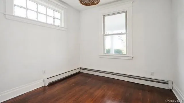 222 Lorraine Avenue, Mount Vernon, NY, 4 Bedrooms Bedrooms, 8 Rooms Rooms,1 BathroomBathrooms,Residential Lease,For Rent,Lorraine,0,1003299 222 Lorraine Avenue, Mount Vernon, NY, 4 Bedrooms Bedrooms, 8 Rooms Rooms,1 BathroomBathrooms,Residential Lease,For Rent,Lorraine,0,1003299