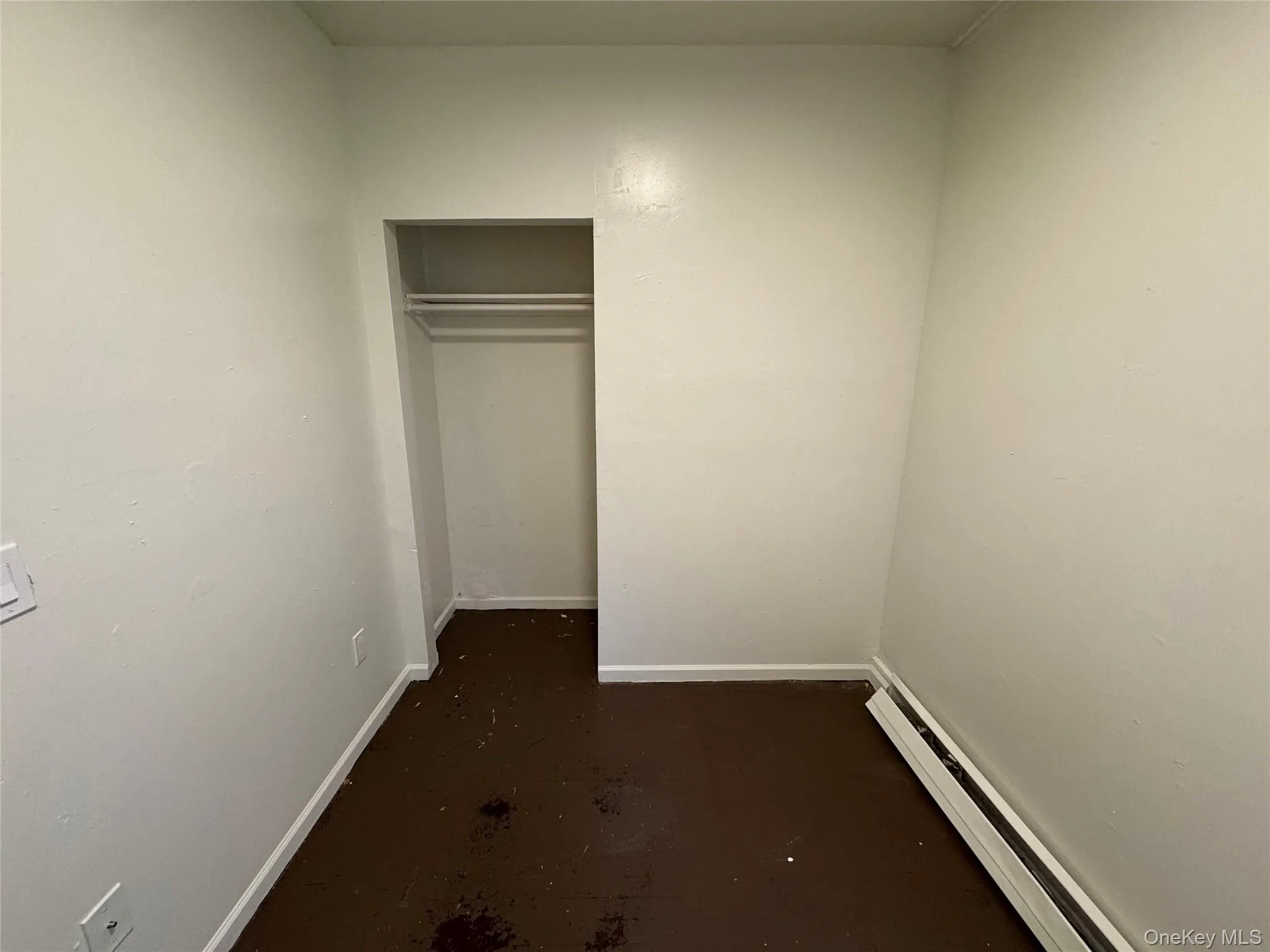 21 Jewett Avenue, Poughkeepsie, NY, 2 Bedrooms Bedrooms, 5 Rooms Rooms,1 BathroomBathrooms,Residential Lease,For Rent,Jewett,0,1003308 21 Jewett Avenue, Poughkeepsie, NY, 2 Bedrooms Bedrooms, 5 Rooms Rooms,1 BathroomBathrooms,Residential Lease,For Rent,Jewett,0,1003308