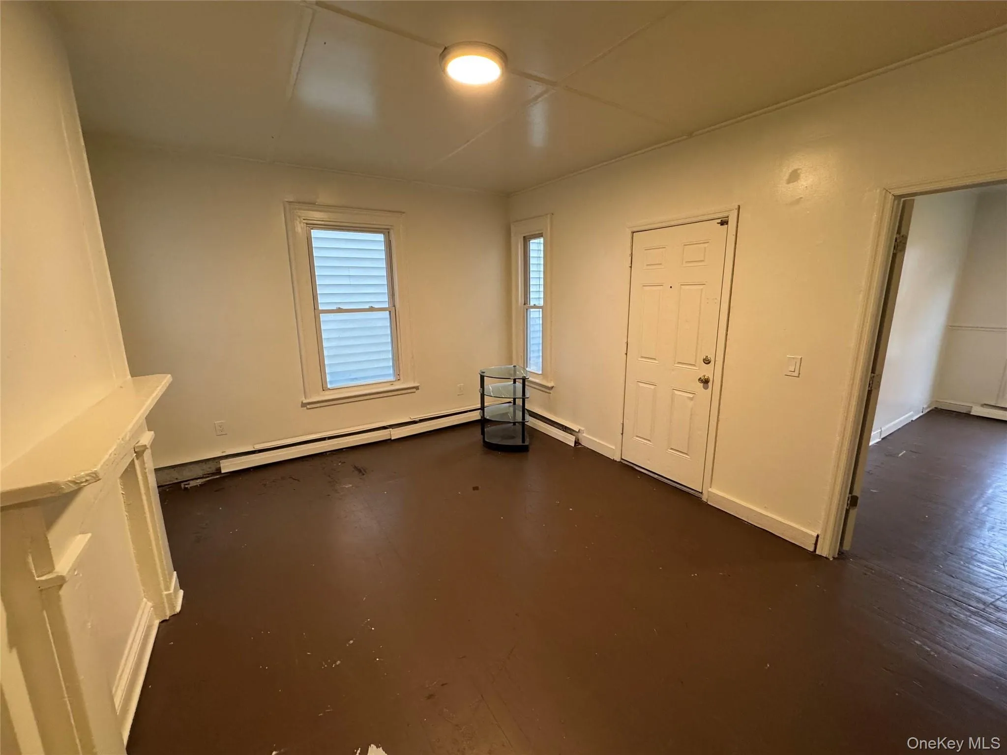 21 Jewett Avenue, Poughkeepsie, NY, 2 Bedrooms Bedrooms, 5 Rooms Rooms,1 BathroomBathrooms,Residential Lease,For Rent,Jewett,0,1003308 21 Jewett Avenue, Poughkeepsie, NY, 2 Bedrooms Bedrooms, 5 Rooms Rooms,1 BathroomBathrooms,Residential Lease,For Rent,Jewett,0,1003308