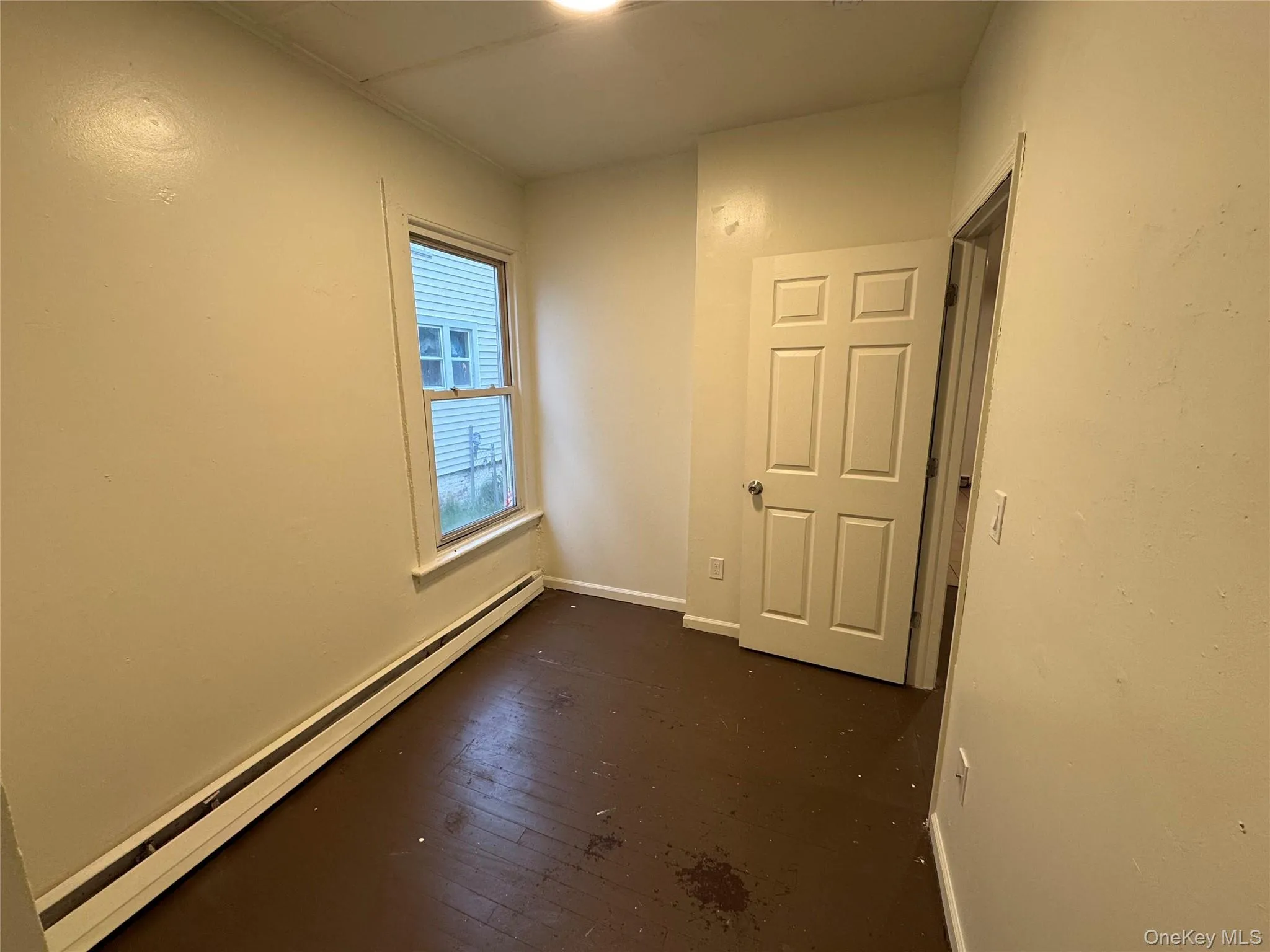 21 Jewett Avenue, Poughkeepsie, NY, 2 Bedrooms Bedrooms, 5 Rooms Rooms,1 BathroomBathrooms,Residential Lease,For Rent,Jewett,0,1003308 21 Jewett Avenue, Poughkeepsie, NY, 2 Bedrooms Bedrooms, 5 Rooms Rooms,1 BathroomBathrooms,Residential Lease,For Rent,Jewett,0,1003308