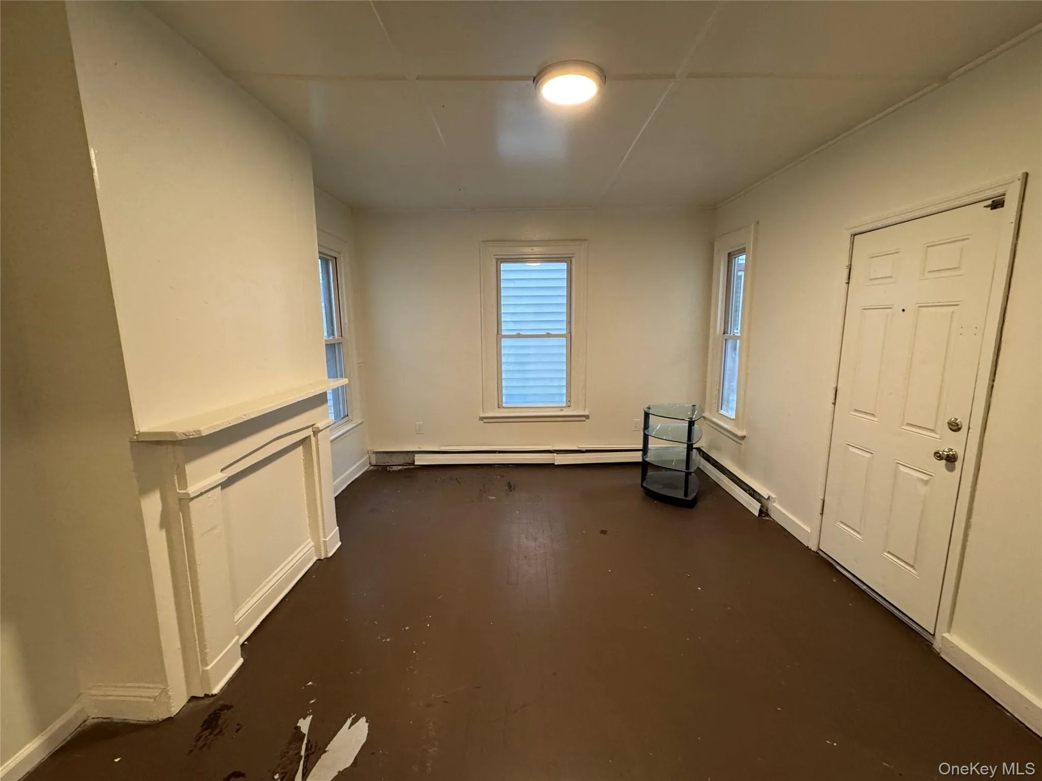 21 Jewett Avenue, Poughkeepsie, NY, 2 Bedrooms Bedrooms, 5 Rooms Rooms,1 BathroomBathrooms,Residential Lease,For Rent,Jewett,0,1003308 21 Jewett Avenue, Poughkeepsie, NY, 2 Bedrooms Bedrooms, 5 Rooms Rooms,1 BathroomBathrooms,Residential Lease,For Rent,Jewett,0,1003308