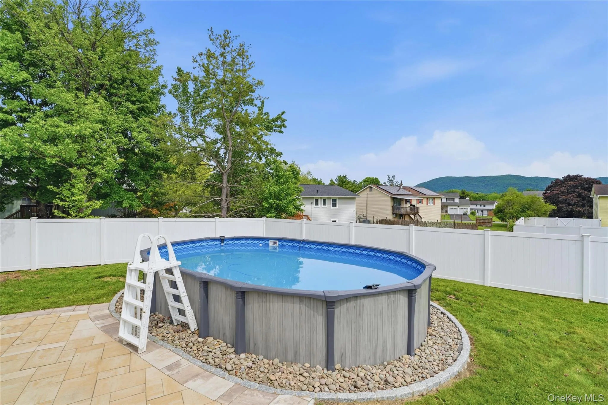 37 Guernsey Drive, New Windsor, NY, 4 Bedrooms Bedrooms, 9 Rooms Rooms,2 BathroomsBathrooms,Residential,For Rent,Guernsey,0,1003311 37 Guernsey Drive, New Windsor, NY, 4 Bedrooms Bedrooms, 9 Rooms Rooms,2 BathroomsBathrooms,Residential,For Rent,Guernsey,0,1003311