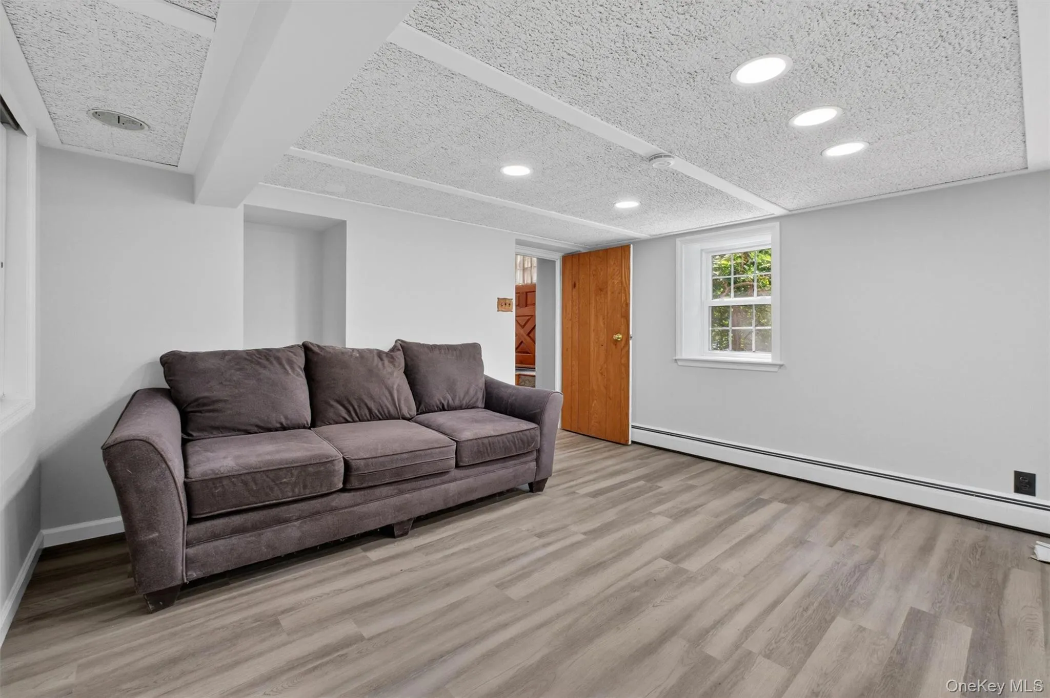 50 Ellen Avenue, Carmel, NY, 3 Bedrooms Bedrooms, 6 Rooms Rooms,3 BathroomsBathrooms,Residential Lease,For Rent,Ellen,0,1003314 50 Ellen Avenue, Carmel, NY, 3 Bedrooms Bedrooms, 6 Rooms Rooms,3 BathroomsBathrooms,Residential Lease,For Rent,Ellen,0,1003314