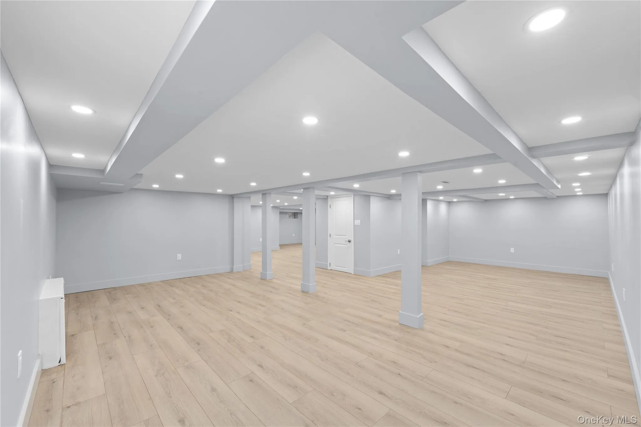 FULL BASEMENT FULL BASEMENT