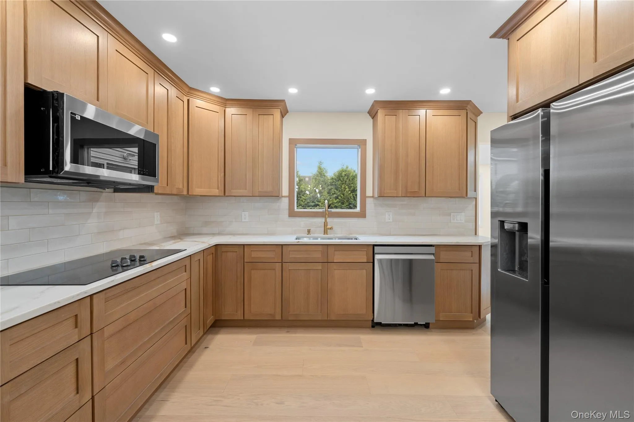 SEMI CUSTOM NEW KITCHEN WOOD CABINETS SEMI CUSTOM NEW KITCHEN WOOD CABINETS