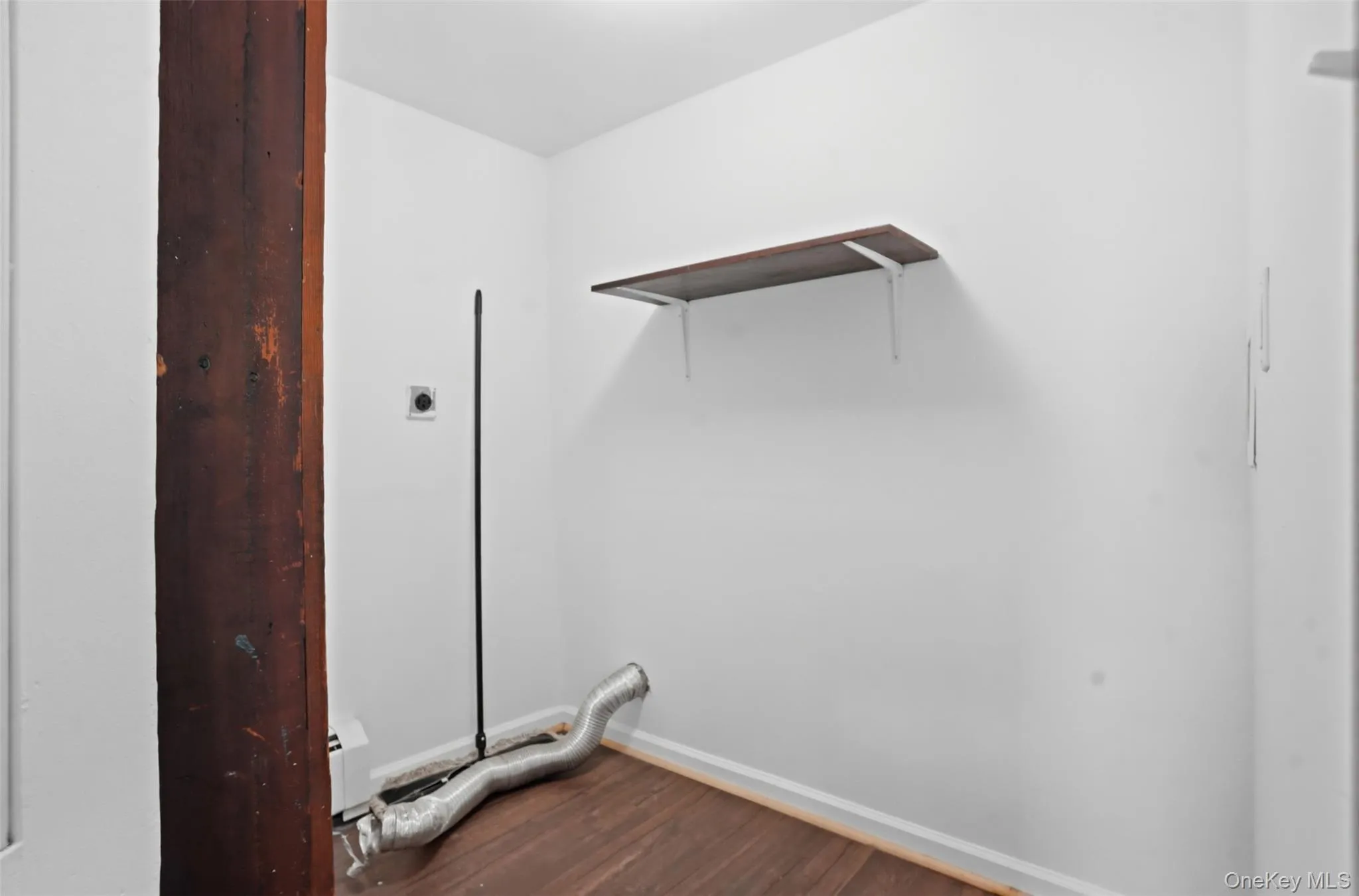 708 Burlingham Road, Mamakating, NY, 5 Bedrooms Bedrooms, 10 Rooms Rooms,1 BathroomBathrooms,Residential,For Rent,Burlingham,0,1003319 708 Burlingham Road, Mamakating, NY, 5 Bedrooms Bedrooms, 10 Rooms Rooms,1 BathroomBathrooms,Residential,For Rent,Burlingham,0,1003319