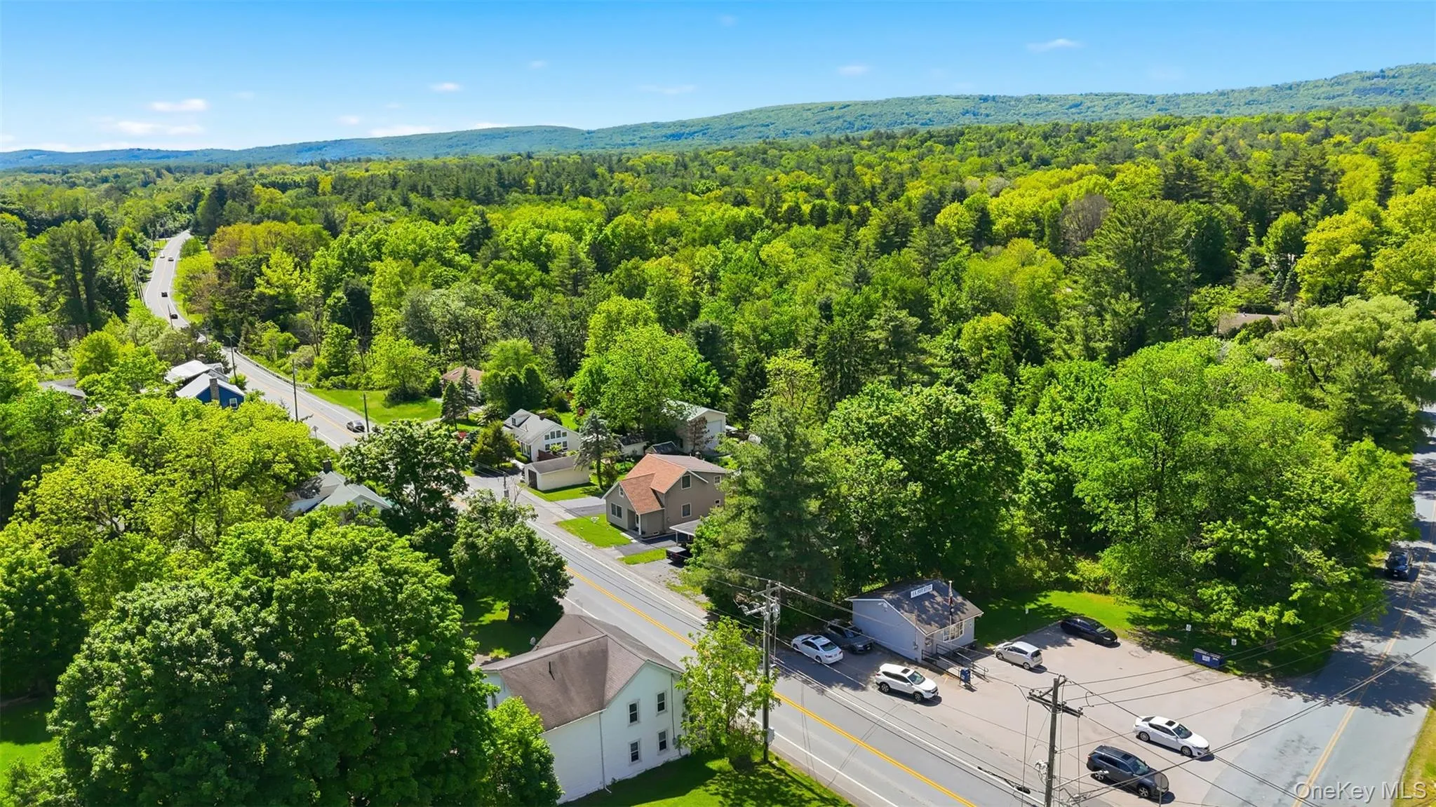 708 Burlingham Road, Mamakating, NY, 5 Bedrooms Bedrooms, 10 Rooms Rooms,1 BathroomBathrooms,Residential,For Rent,Burlingham,0,1003319 708 Burlingham Road, Mamakating, NY, 5 Bedrooms Bedrooms, 10 Rooms Rooms,1 BathroomBathrooms,Residential,For Rent,Burlingham,0,1003319