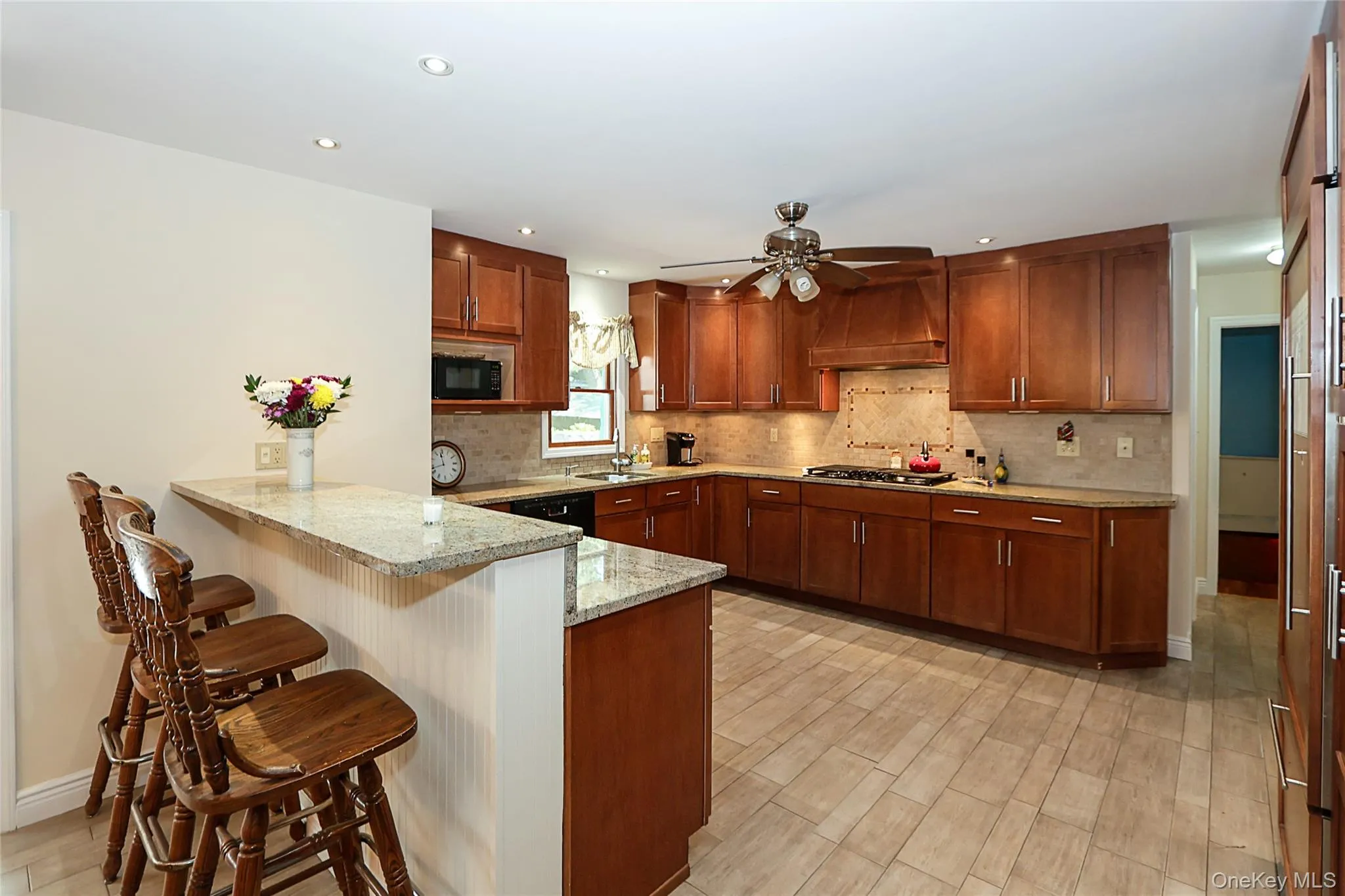 114 Hilldale Road, North Hempstead, NY, 4 Bedrooms Bedrooms, 7 Rooms Rooms,2 BathroomsBathrooms,Residential,For Rent,Hilldale,0,1003320 114 Hilldale Road, North Hempstead, NY, 4 Bedrooms Bedrooms, 7 Rooms Rooms,2 BathroomsBathrooms,Residential,For Rent,Hilldale,0,1003320