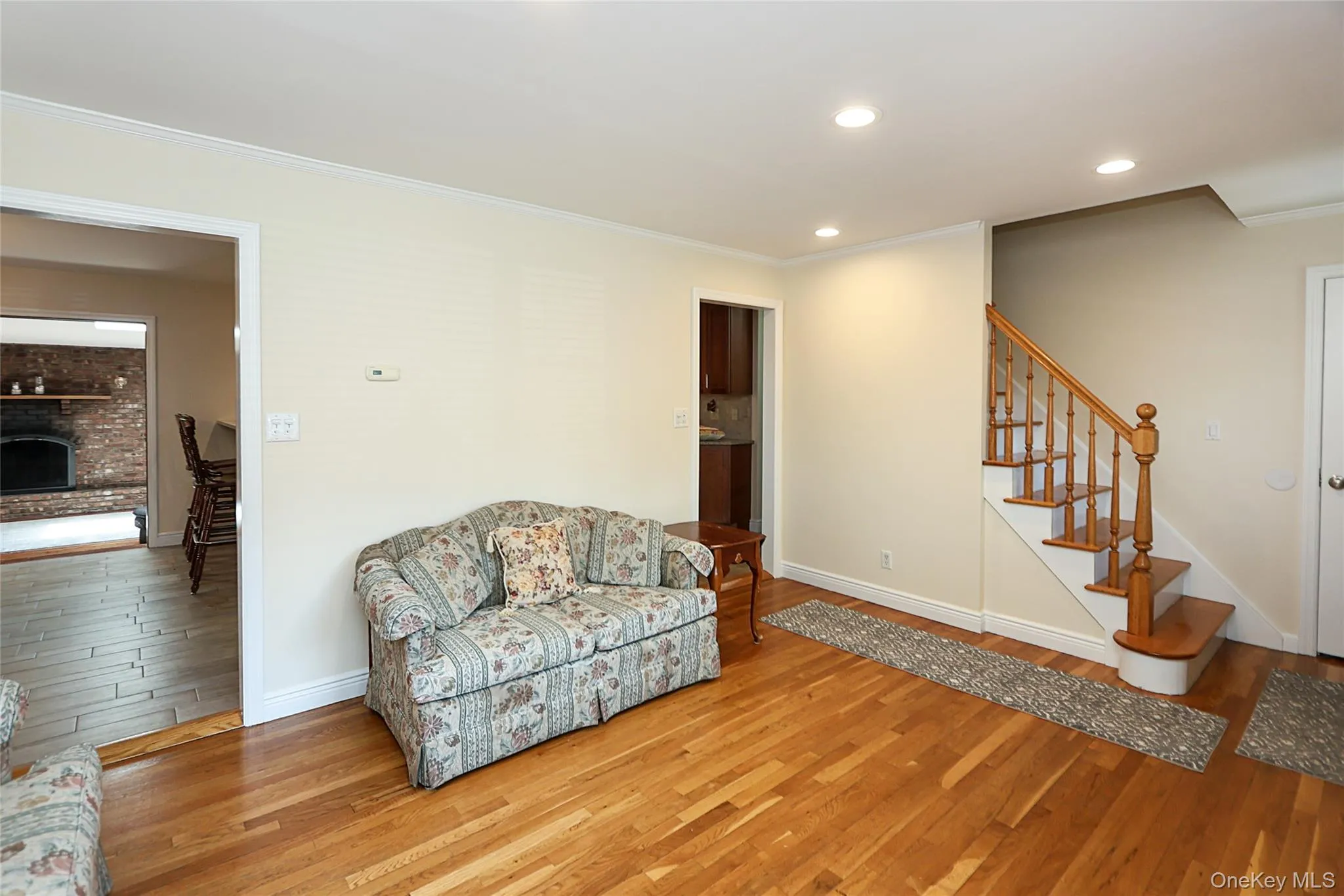 114 Hilldale Road, North Hempstead, NY, 4 Bedrooms Bedrooms, 7 Rooms Rooms,2 BathroomsBathrooms,Residential,For Rent,Hilldale,0,1003320 114 Hilldale Road, North Hempstead, NY, 4 Bedrooms Bedrooms, 7 Rooms Rooms,2 BathroomsBathrooms,Residential,For Rent,Hilldale,0,1003320