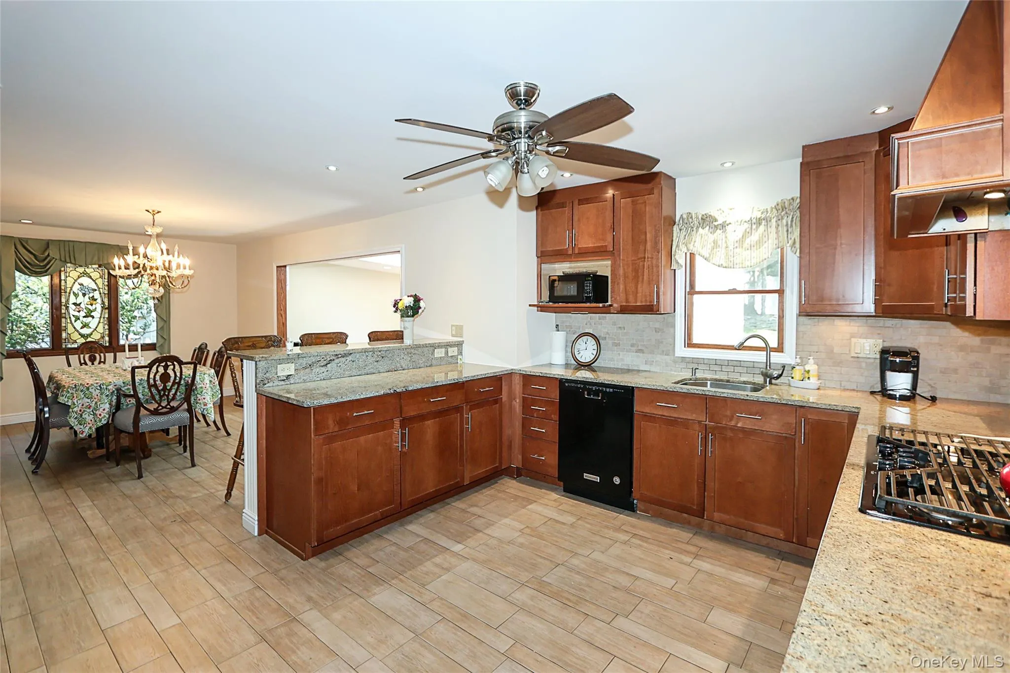 114 Hilldale Road, North Hempstead, NY, 4 Bedrooms Bedrooms, 7 Rooms Rooms,2 BathroomsBathrooms,Residential,For Rent,Hilldale,0,1003320 114 Hilldale Road, North Hempstead, NY, 4 Bedrooms Bedrooms, 7 Rooms Rooms,2 BathroomsBathrooms,Residential,For Rent,Hilldale,0,1003320