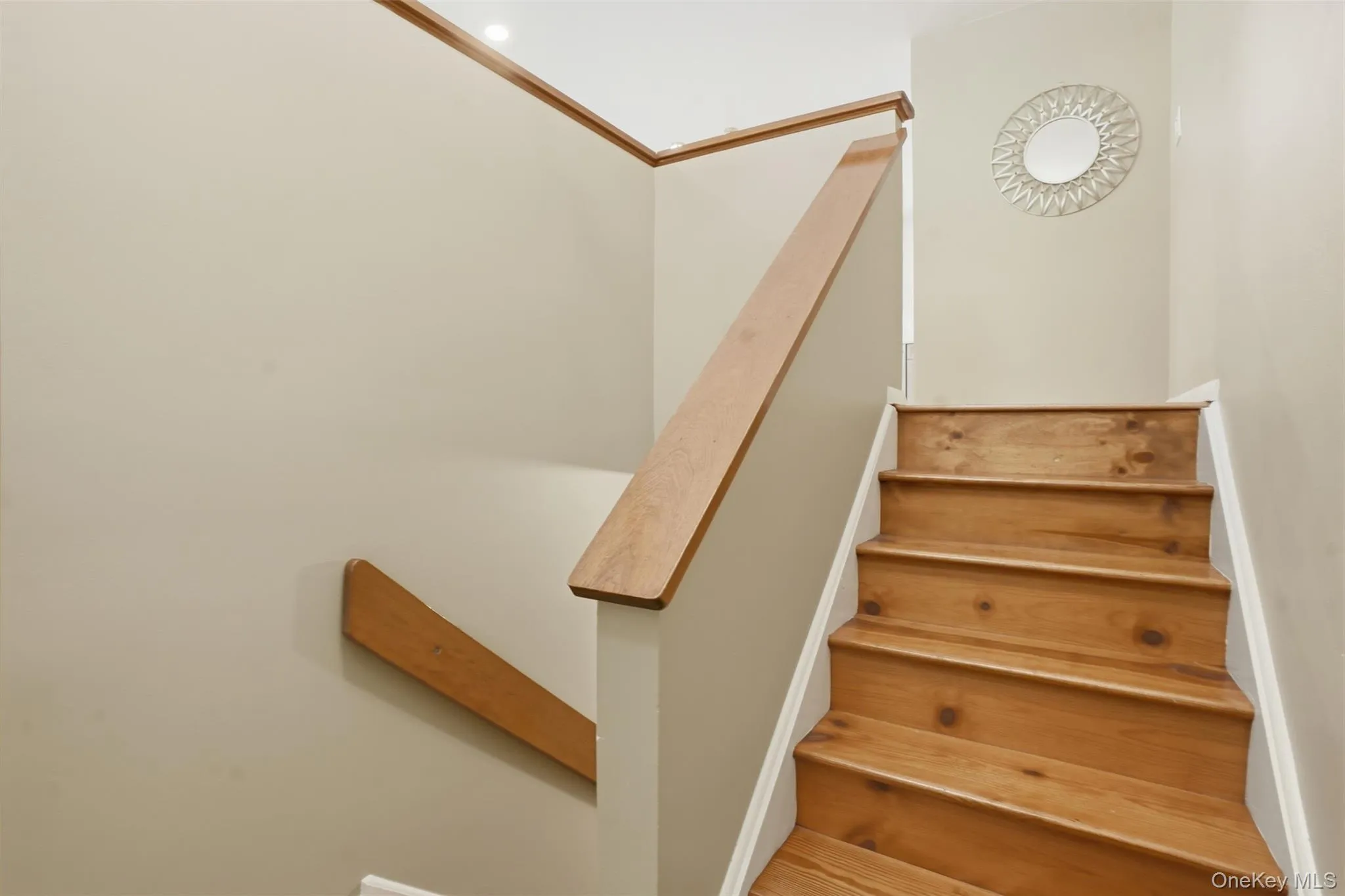 22 Kendell Drive, Wappinger, NY, 4 Bedrooms Bedrooms, 10 Rooms Rooms,2 BathroomsBathrooms,Residential,For Rent,Kendell,0,1003321 22 Kendell Drive, Wappinger, NY, 4 Bedrooms Bedrooms, 10 Rooms Rooms,2 BathroomsBathrooms,Residential,For Rent,Kendell,0,1003321