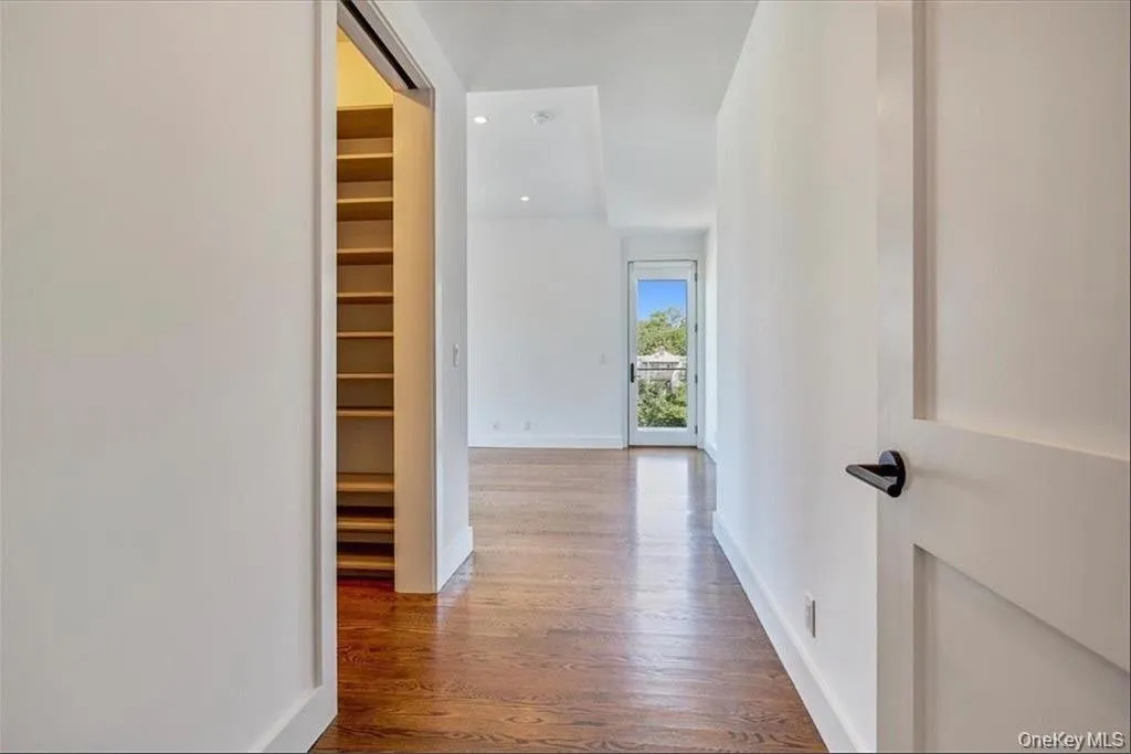 422 Boston Post Road, Rye Town, NY, 3 Bedrooms Bedrooms, 5 Rooms Rooms,3 BathroomsBathrooms,Residential Lease,For Rent,Boston Post,0,1003329 422 Boston Post Road, Rye Town, NY, 3 Bedrooms Bedrooms, 5 Rooms Rooms,3 BathroomsBathrooms,Residential Lease,For Rent,Boston Post,0,1003329