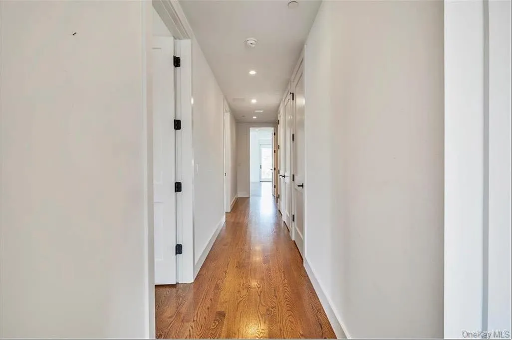 422 Boston Post Road, Rye Town, NY, 3 Bedrooms Bedrooms, 5 Rooms Rooms,3 BathroomsBathrooms,Residential Lease,For Rent,Boston Post,0,1003329 422 Boston Post Road, Rye Town, NY, 3 Bedrooms Bedrooms, 5 Rooms Rooms,3 BathroomsBathrooms,Residential Lease,For Rent,Boston Post,0,1003329