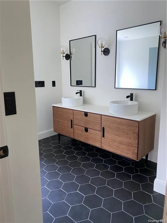 9 Shadow Court, Wappinger, NY, 4 Bedrooms Bedrooms, 9 Rooms Rooms,3 BathroomsBathrooms,Residential Sale,For Rent,Shadow,0,1003336 9 Shadow Court, Wappinger, NY, 4 Bedrooms Bedrooms, 9 Rooms Rooms,3 BathroomsBathrooms,Residential Sale,For Rent,Shadow,0,1003336