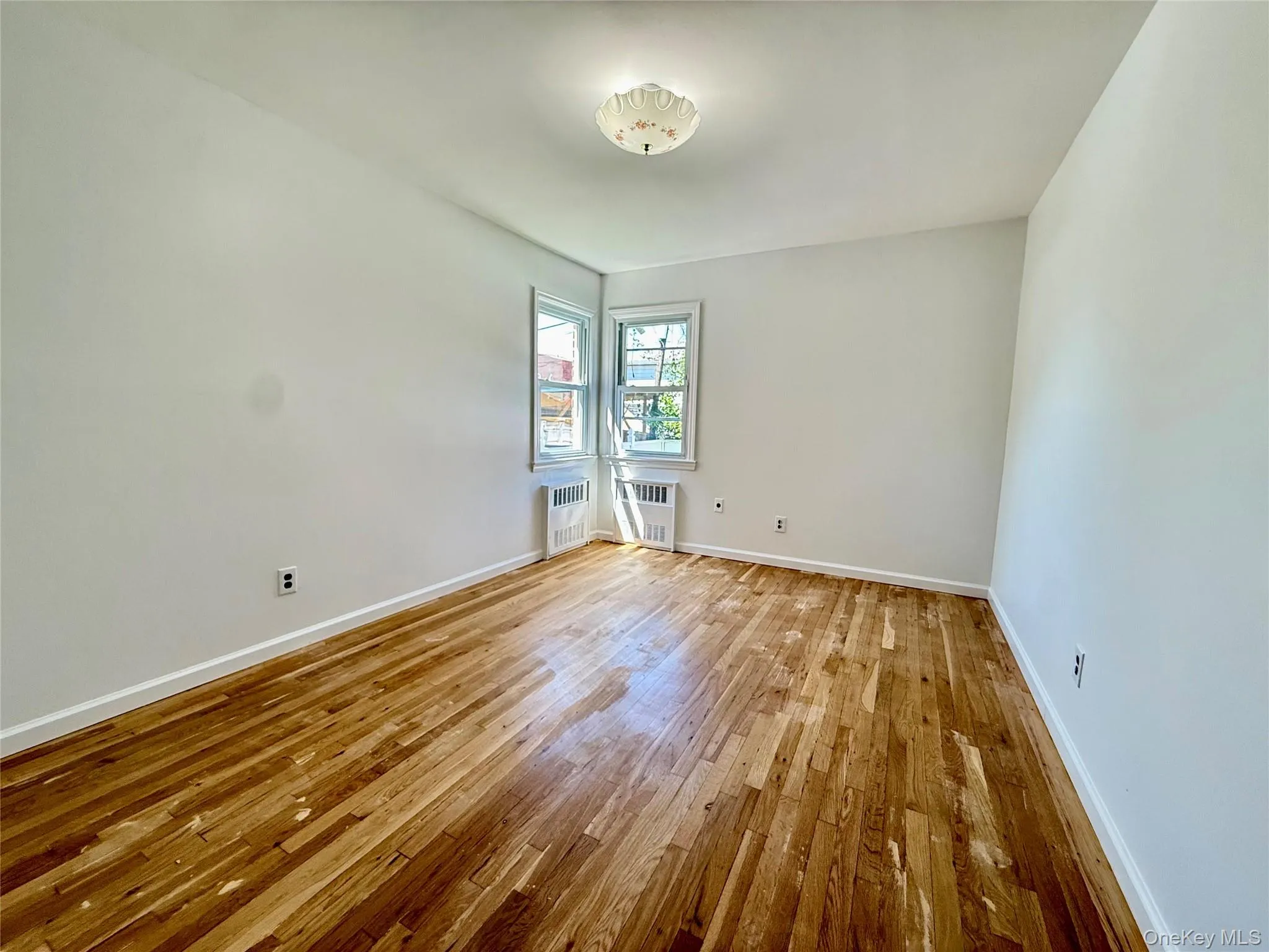 23-48 97 Street, New York, NY, 4 Bedrooms Bedrooms, 6 Rooms Rooms,2 BathroomsBathrooms,Residential Lease,For Rent,97,0,1003339 23-48 97 Street, New York, NY, 4 Bedrooms Bedrooms, 6 Rooms Rooms,2 BathroomsBathrooms,Residential Lease,For Rent,97,0,1003339