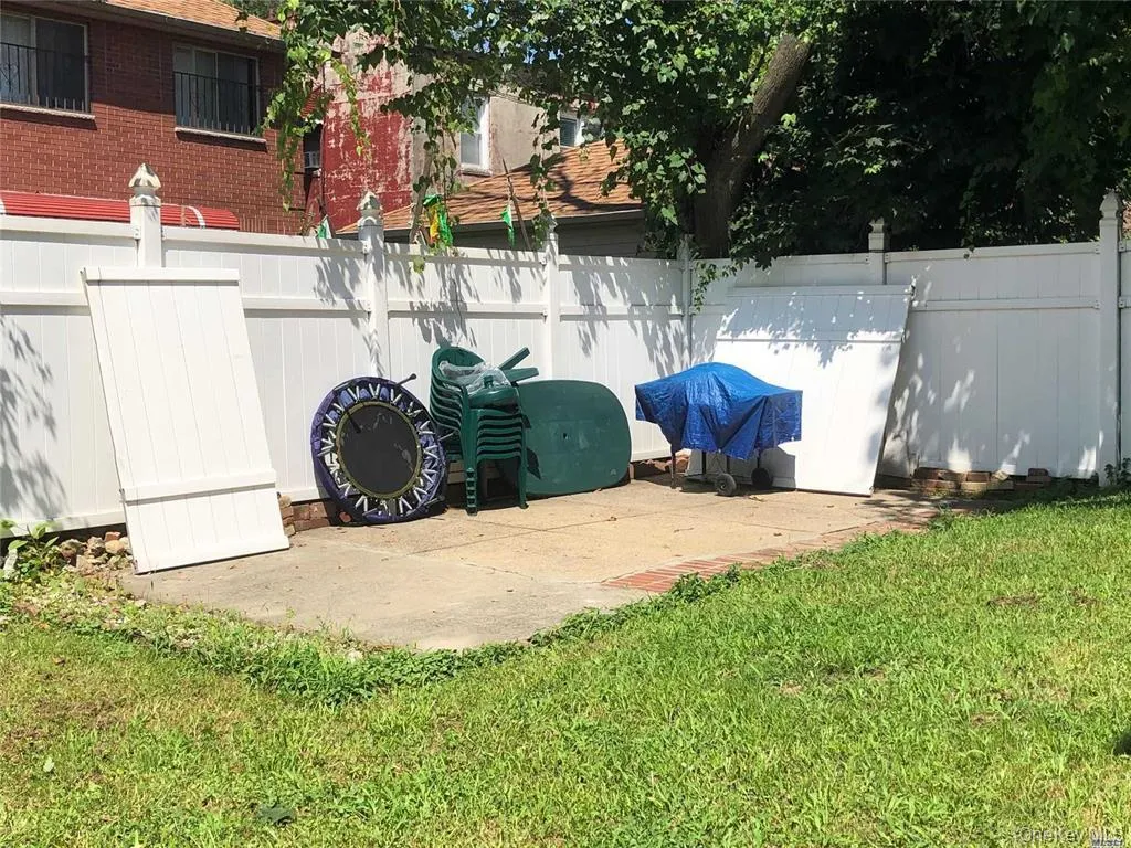 23-48 97 Street, New York, NY, 4 Bedrooms Bedrooms, 6 Rooms Rooms,2 BathroomsBathrooms,Residential Lease,For Rent,97,0,1003339 23-48 97 Street, New York, NY, 4 Bedrooms Bedrooms, 6 Rooms Rooms,2 BathroomsBathrooms,Residential Lease,For Rent,97,0,1003339