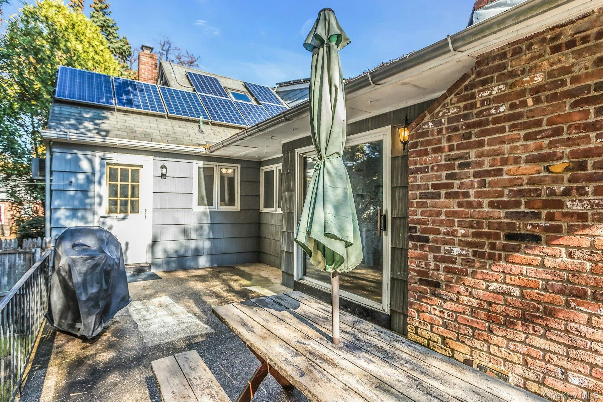12 Violet Road, Oyster Bay, NY, 4 Bedrooms Bedrooms, 11 Rooms Rooms,2 BathroomsBathrooms,Residential,For Rent,Violet,0,1003340 12 Violet Road, Oyster Bay, NY, 4 Bedrooms Bedrooms, 11 Rooms Rooms,2 BathroomsBathrooms,Residential,For Rent,Violet,0,1003340