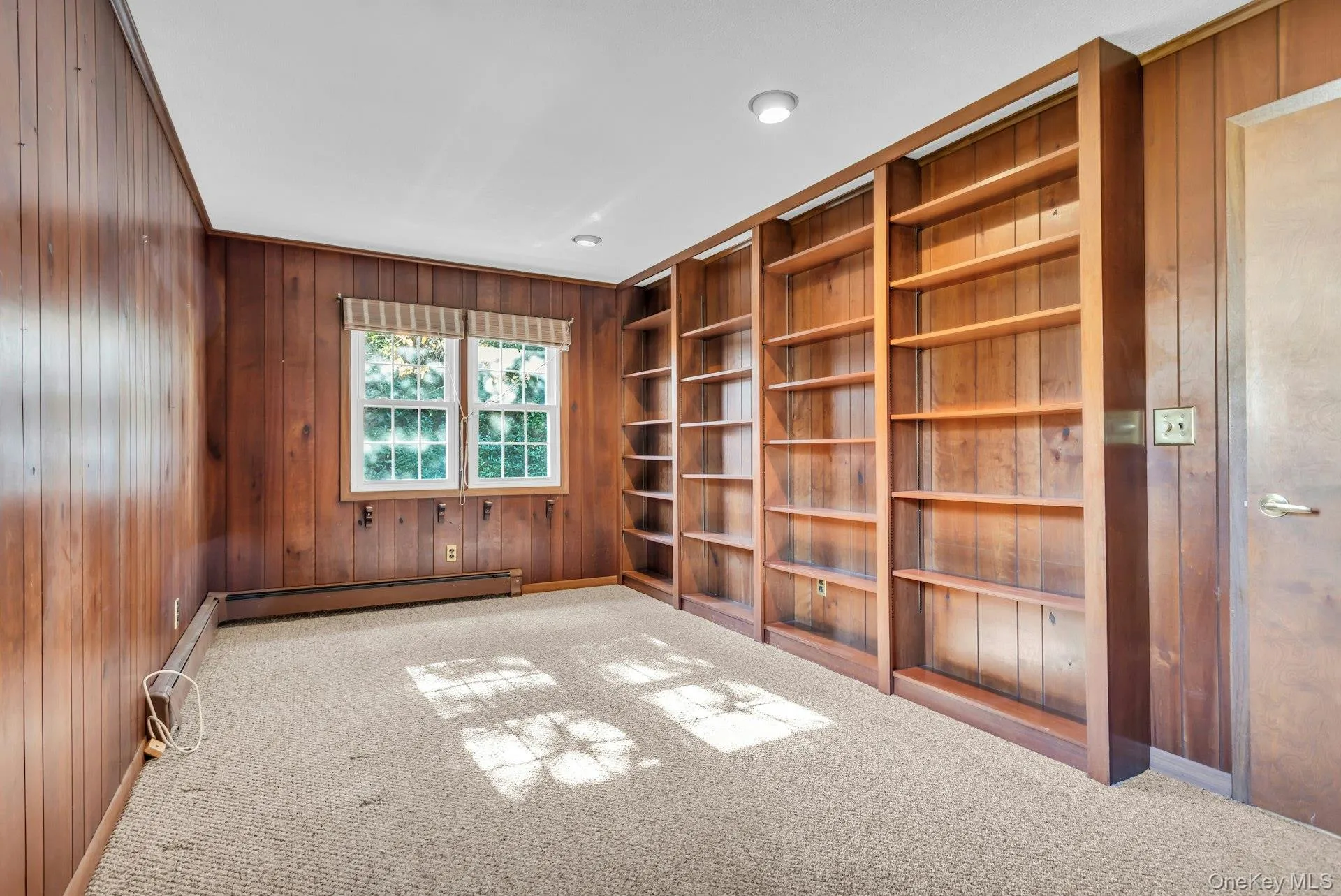 12 Violet Road, Oyster Bay, NY, 4 Bedrooms Bedrooms, 11 Rooms Rooms,2 BathroomsBathrooms,Residential,For Rent,Violet,0,1003340 12 Violet Road, Oyster Bay, NY, 4 Bedrooms Bedrooms, 11 Rooms Rooms,2 BathroomsBathrooms,Residential,For Rent,Violet,0,1003340