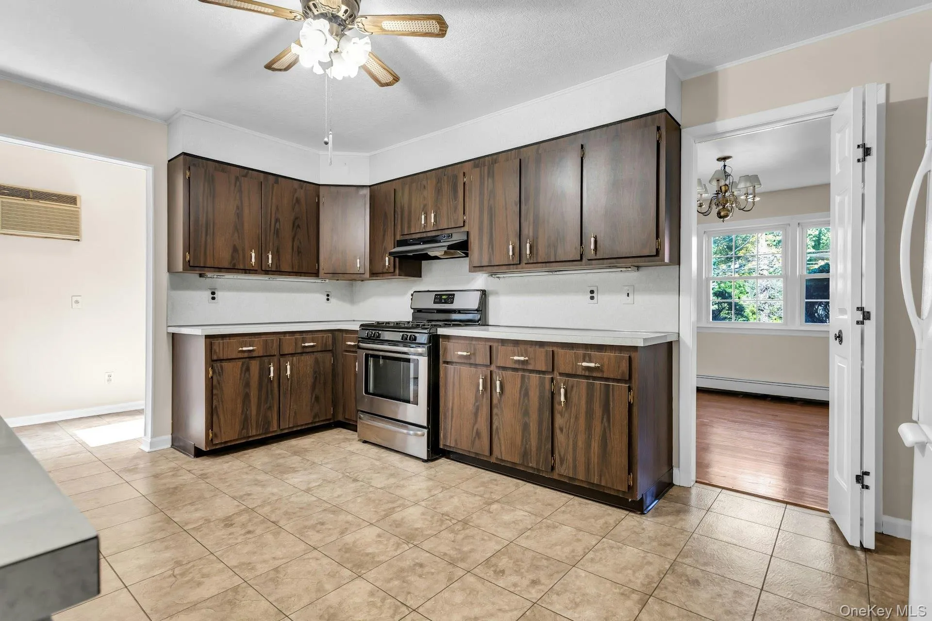 12 Violet Road, Oyster Bay, NY, 4 Bedrooms Bedrooms, 11 Rooms Rooms,2 BathroomsBathrooms,Residential,For Rent,Violet,0,1003340 12 Violet Road, Oyster Bay, NY, 4 Bedrooms Bedrooms, 11 Rooms Rooms,2 BathroomsBathrooms,Residential,For Rent,Violet,0,1003340