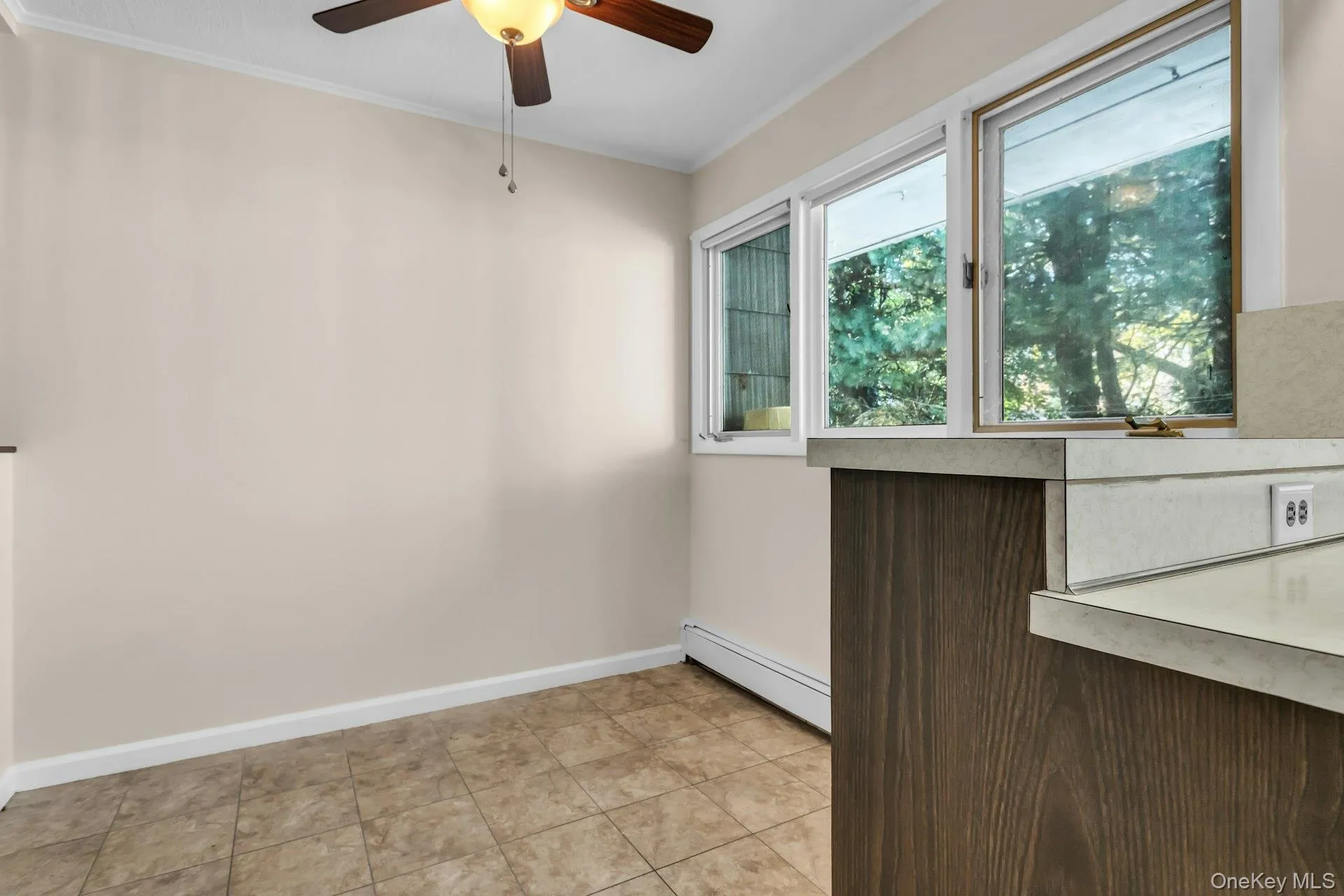 12 Violet Road, Oyster Bay, NY, 4 Bedrooms Bedrooms, 11 Rooms Rooms,2 BathroomsBathrooms,Residential,For Rent,Violet,0,1003340 12 Violet Road, Oyster Bay, NY, 4 Bedrooms Bedrooms, 11 Rooms Rooms,2 BathroomsBathrooms,Residential,For Rent,Violet,0,1003340