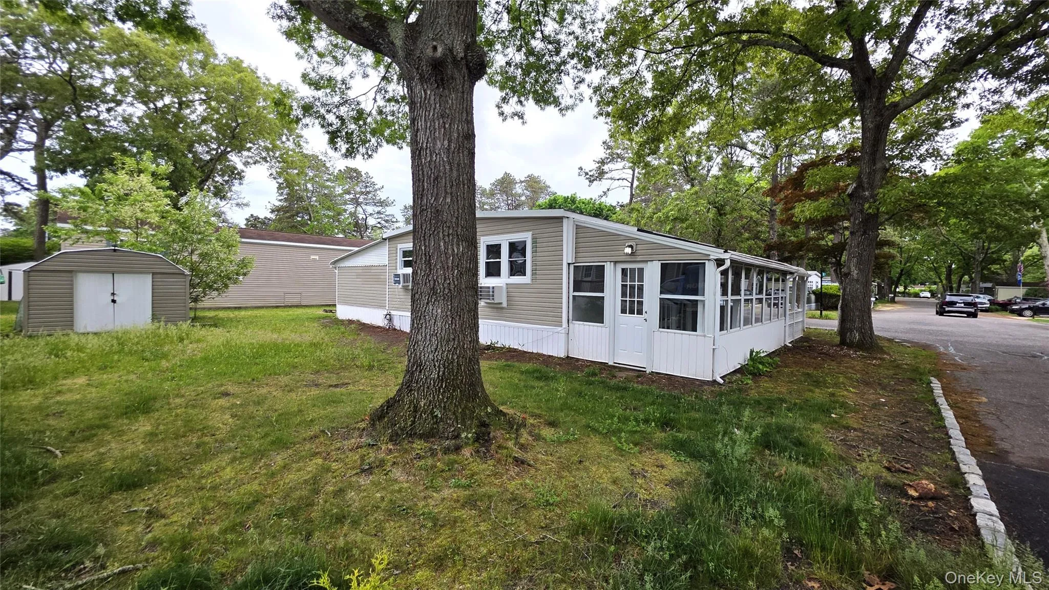 525 Riverleigh Avenue, Riverhead, NY, 2 Bedrooms Bedrooms, 6 Rooms Rooms,1 BathroomBathrooms,Residential,For Rent,Riverleigh,0,1003342 525 Riverleigh Avenue, Riverhead, NY, 2 Bedrooms Bedrooms, 6 Rooms Rooms,1 BathroomBathrooms,Residential,For Rent,Riverleigh,0,1003342