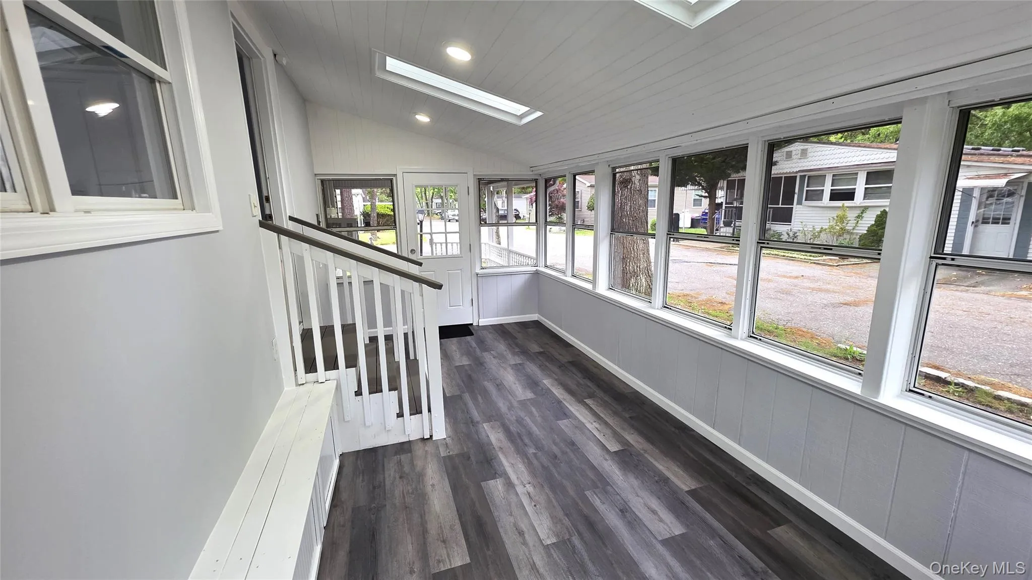 525 Riverleigh Avenue, Riverhead, NY, 2 Bedrooms Bedrooms, 6 Rooms Rooms,1 BathroomBathrooms,Residential,For Rent,Riverleigh,0,1003342 525 Riverleigh Avenue, Riverhead, NY, 2 Bedrooms Bedrooms, 6 Rooms Rooms,1 BathroomBathrooms,Residential,For Rent,Riverleigh,0,1003342