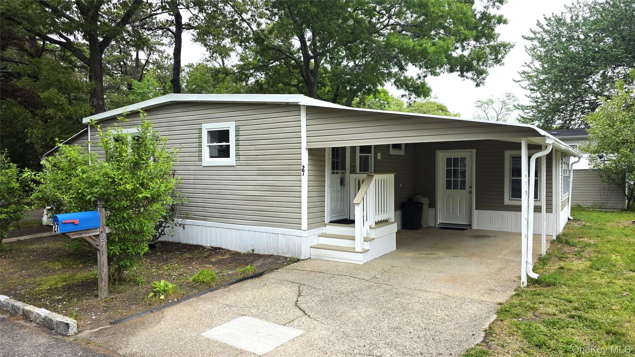 525 Riverleigh Avenue, Riverhead, NY, 2 Bedrooms Bedrooms, 6 Rooms Rooms,1 BathroomBathrooms,Residential,For Rent,Riverleigh,0,1003342 525 Riverleigh Avenue, Riverhead, NY, 2 Bedrooms Bedrooms, 6 Rooms Rooms,1 BathroomBathrooms,Residential,For Rent,Riverleigh,0,1003342