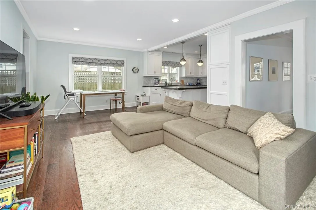18 Elmwood Avenue, Rye City, NY, 4 Bedrooms Bedrooms, 8 Rooms Rooms,2 BathroomsBathrooms,Residential Lease,For Rent,Elmwood,0,1003345 18 Elmwood Avenue, Rye City, NY, 4 Bedrooms Bedrooms, 8 Rooms Rooms,2 BathroomsBathrooms,Residential Lease,For Rent,Elmwood,0,1003345