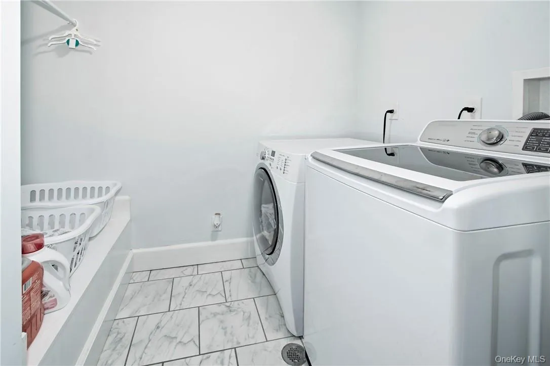 18 Elmwood Avenue, Rye City, NY, 4 Bedrooms Bedrooms, 8 Rooms Rooms,2 BathroomsBathrooms,Residential Lease,For Rent,Elmwood,0,1003345 18 Elmwood Avenue, Rye City, NY, 4 Bedrooms Bedrooms, 8 Rooms Rooms,2 BathroomsBathrooms,Residential Lease,For Rent,Elmwood,0,1003345