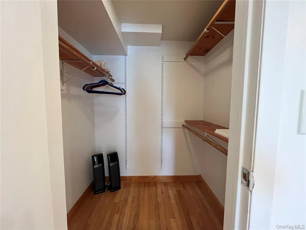 12 Reed Drive, Babylon, NY, 1 Bedroom Bedrooms, 3 Rooms Rooms,1 BathroomBathrooms,Residential Lease,For Rent,Reed,0,1003346 12 Reed Drive, Babylon, NY, 1 Bedroom Bedrooms, 3 Rooms Rooms,1 BathroomBathrooms,Residential Lease,For Rent,Reed,0,1003346