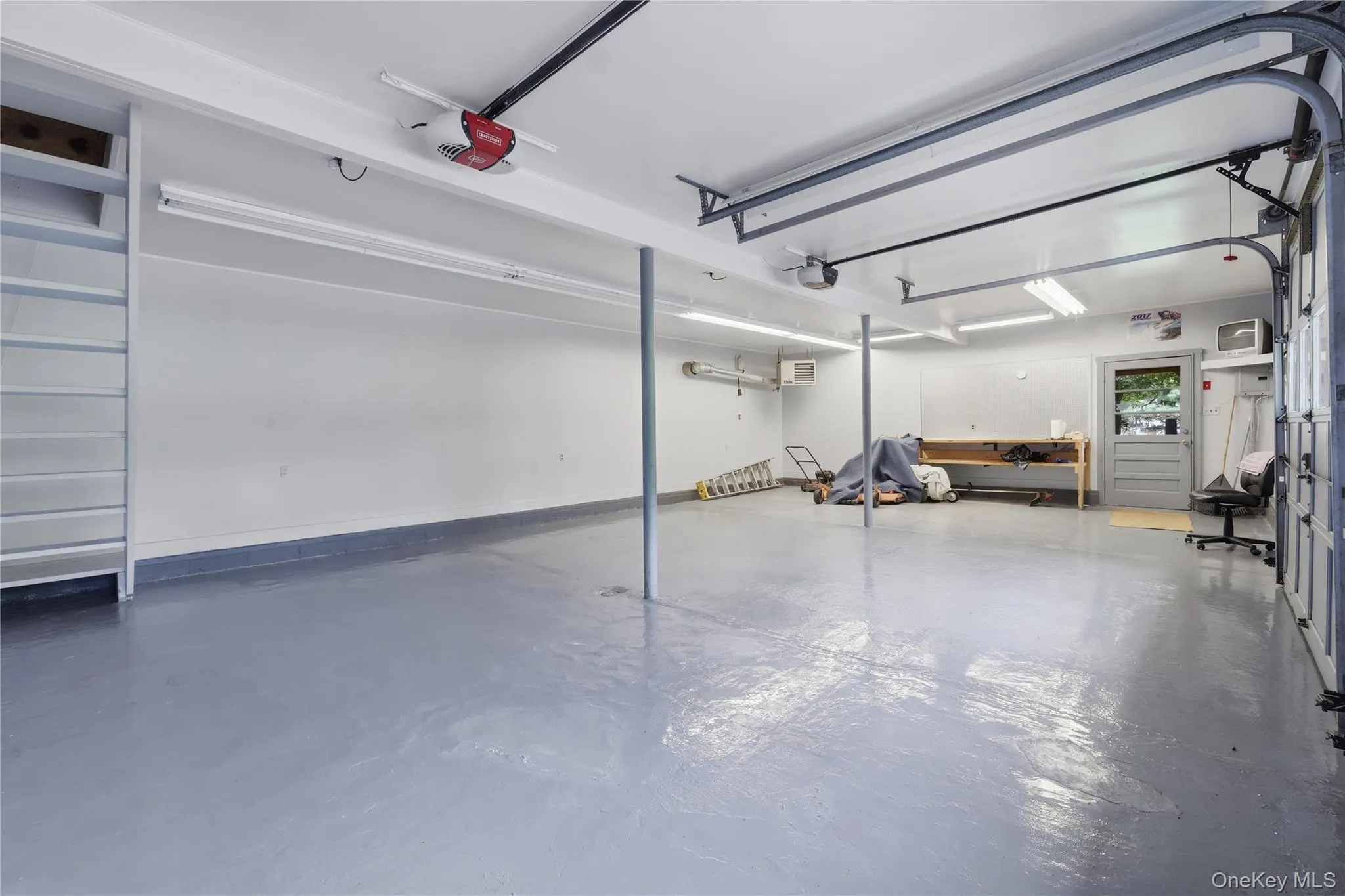 2 Linder Drive, New Paltz, NY, 2 Bedrooms Bedrooms, 6 Rooms Rooms,1 BathroomBathrooms,Residential,For Rent,Linder,0,1003348 2 Linder Drive, New Paltz, NY, 2 Bedrooms Bedrooms, 6 Rooms Rooms,1 BathroomBathrooms,Residential,For Rent,Linder,0,1003348