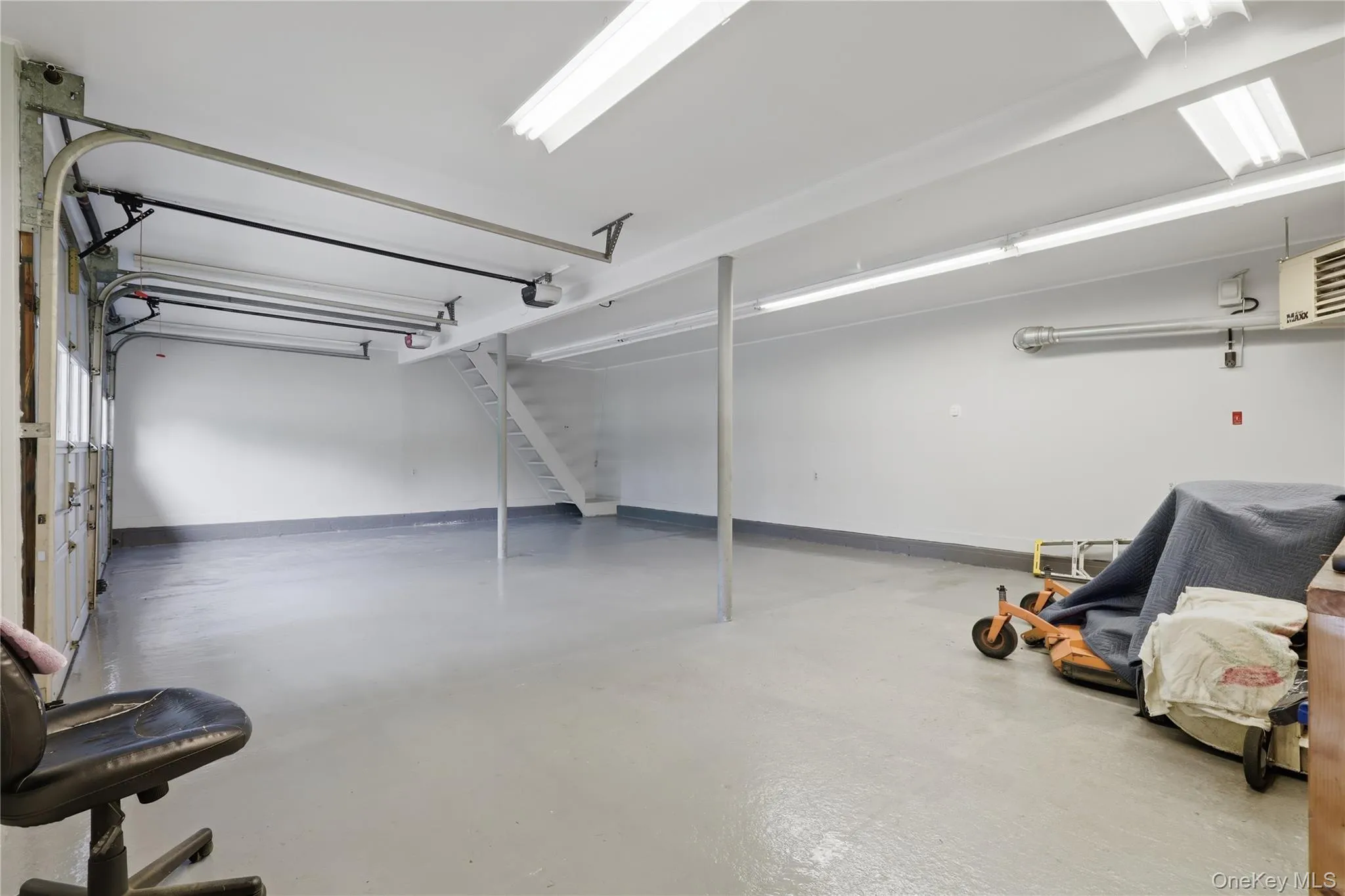 2 Linder Drive, New Paltz, NY, 2 Bedrooms Bedrooms, 6 Rooms Rooms,1 BathroomBathrooms,Residential,For Rent,Linder,0,1003348 2 Linder Drive, New Paltz, NY, 2 Bedrooms Bedrooms, 6 Rooms Rooms,1 BathroomBathrooms,Residential,For Rent,Linder,0,1003348