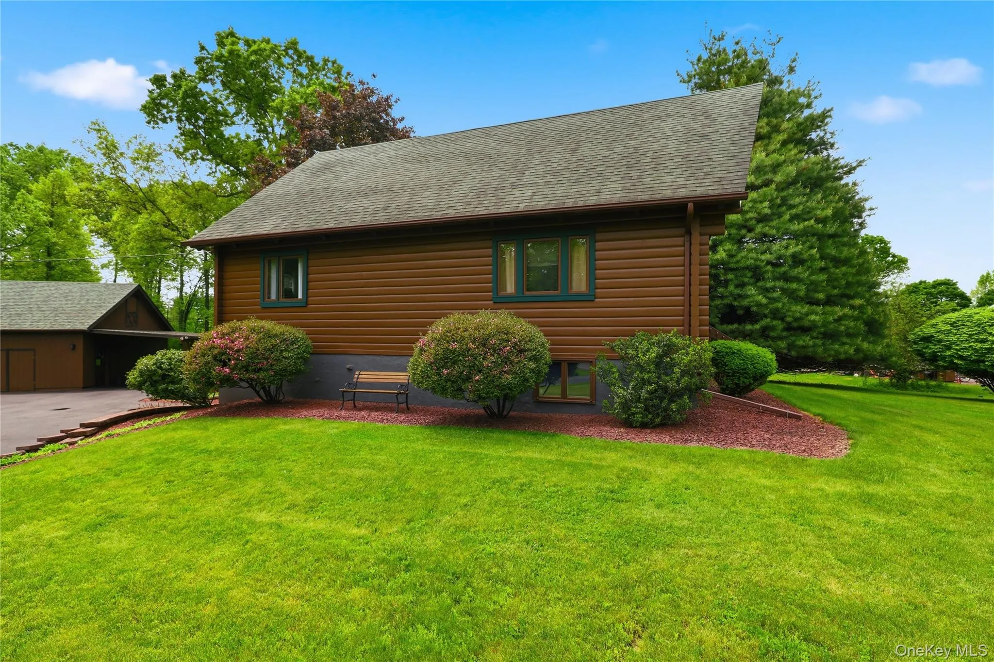 2 Linder Drive, New Paltz, NY, 2 Bedrooms Bedrooms, 6 Rooms Rooms,1 BathroomBathrooms,Residential,For Rent,Linder,0,1003348 2 Linder Drive, New Paltz, NY, 2 Bedrooms Bedrooms, 6 Rooms Rooms,1 BathroomBathrooms,Residential,For Rent,Linder,0,1003348