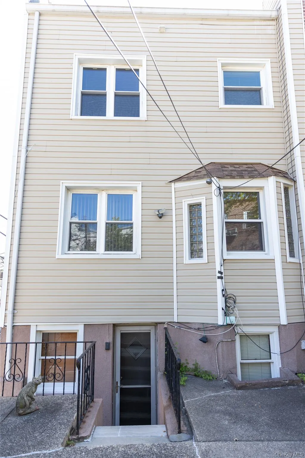6282 Dry Harbor Road, New York, NY, 3 Bedrooms Bedrooms, 6 Rooms Rooms,1 BathroomBathrooms,Residential Sale,For Rent,Dry Harbor,0,1003353 6282 Dry Harbor Road, New York, NY, 3 Bedrooms Bedrooms, 6 Rooms Rooms,1 BathroomBathrooms,Residential Sale,For Rent,Dry Harbor,0,1003353