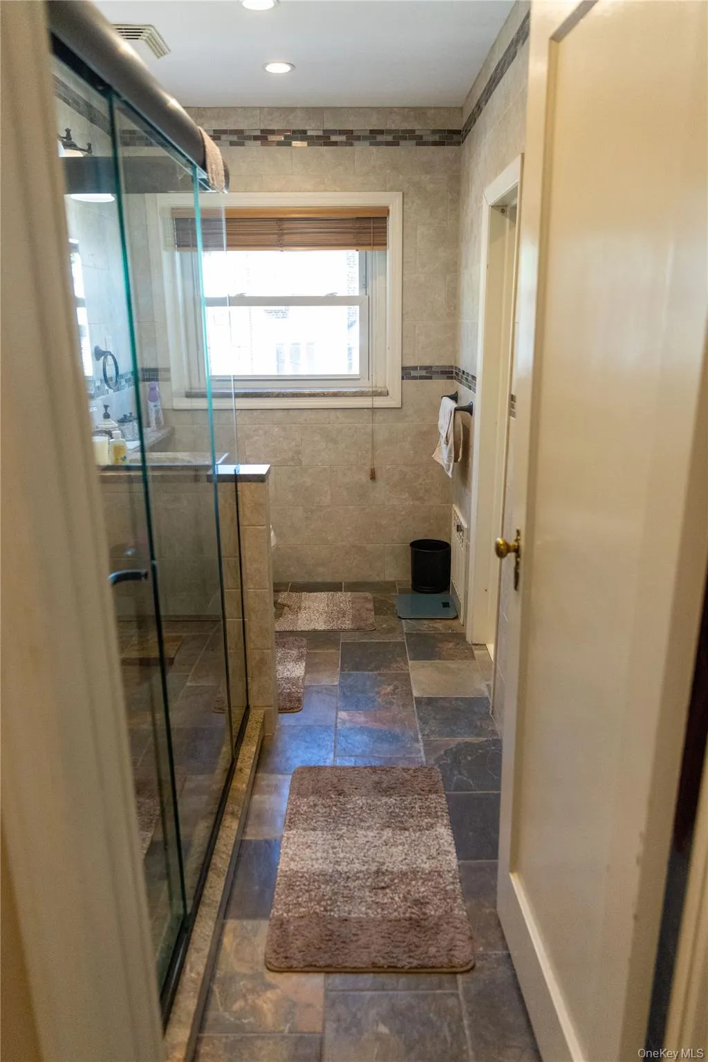 6282 Dry Harbor Road, New York, NY, 3 Bedrooms Bedrooms, 6 Rooms Rooms,1 BathroomBathrooms,Residential Sale,For Rent,Dry Harbor,0,1003353 6282 Dry Harbor Road, New York, NY, 3 Bedrooms Bedrooms, 6 Rooms Rooms,1 BathroomBathrooms,Residential Sale,For Rent,Dry Harbor,0,1003353