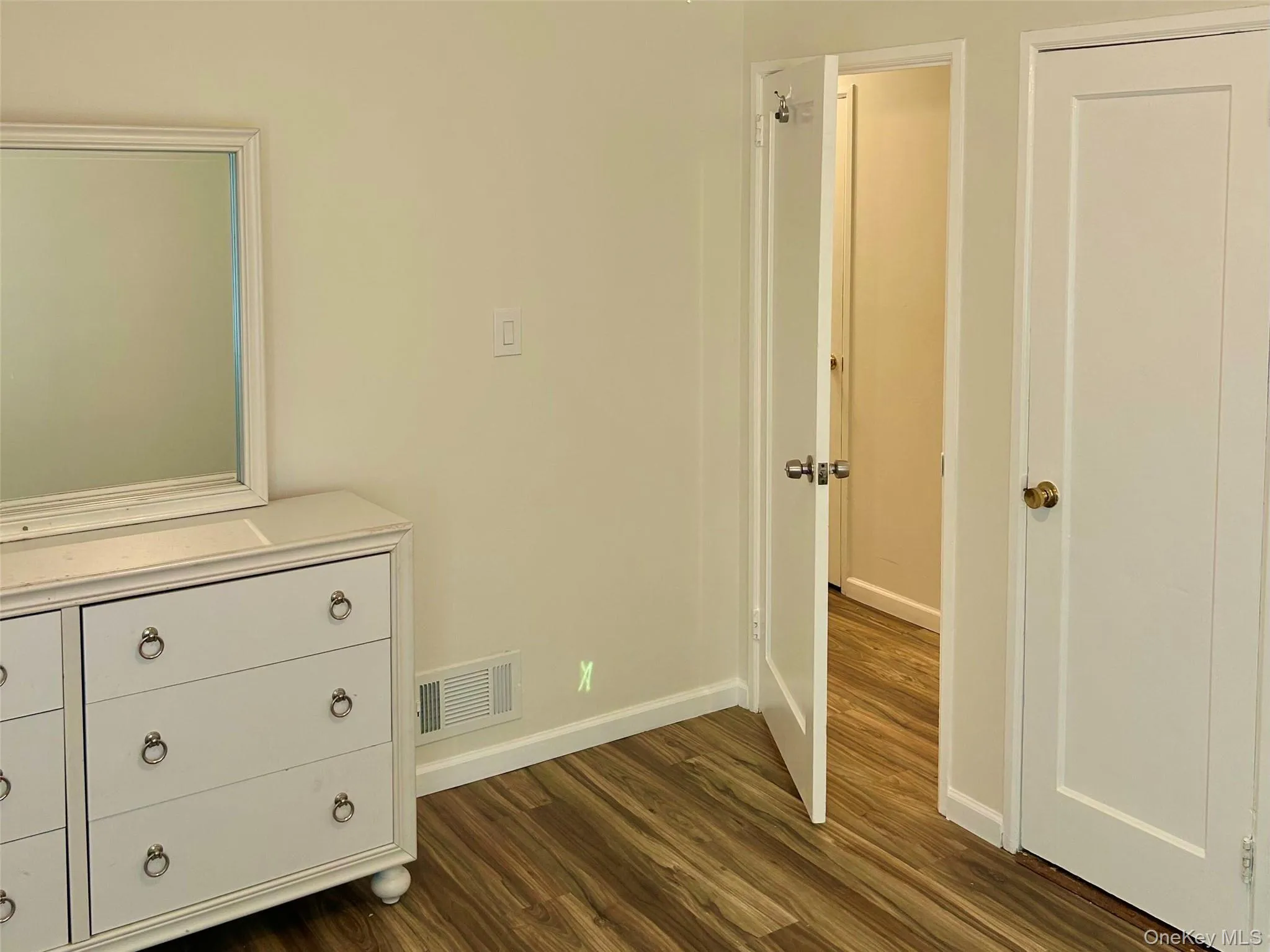 67 Emerson Avenue, Hempstead, NY, 3 Bedrooms Bedrooms, 8 Rooms Rooms,2 BathroomsBathrooms,Residential Lease,For Rent,Emerson,0,1003358 67 Emerson Avenue, Hempstead, NY, 3 Bedrooms Bedrooms, 8 Rooms Rooms,2 BathroomsBathrooms,Residential Lease,For Rent,Emerson,0,1003358