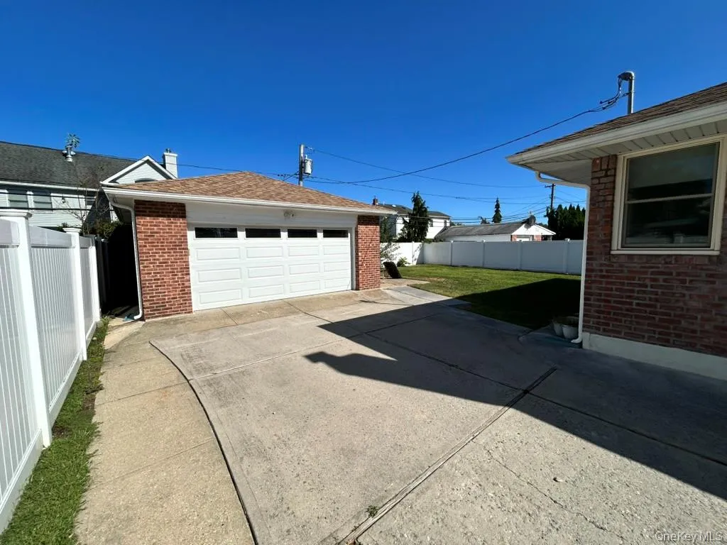 67 Emerson Avenue, Hempstead, NY, 3 Bedrooms Bedrooms, 8 Rooms Rooms,2 BathroomsBathrooms,Residential Lease,For Rent,Emerson,0,1003358 67 Emerson Avenue, Hempstead, NY, 3 Bedrooms Bedrooms, 8 Rooms Rooms,2 BathroomsBathrooms,Residential Lease,For Rent,Emerson,0,1003358
