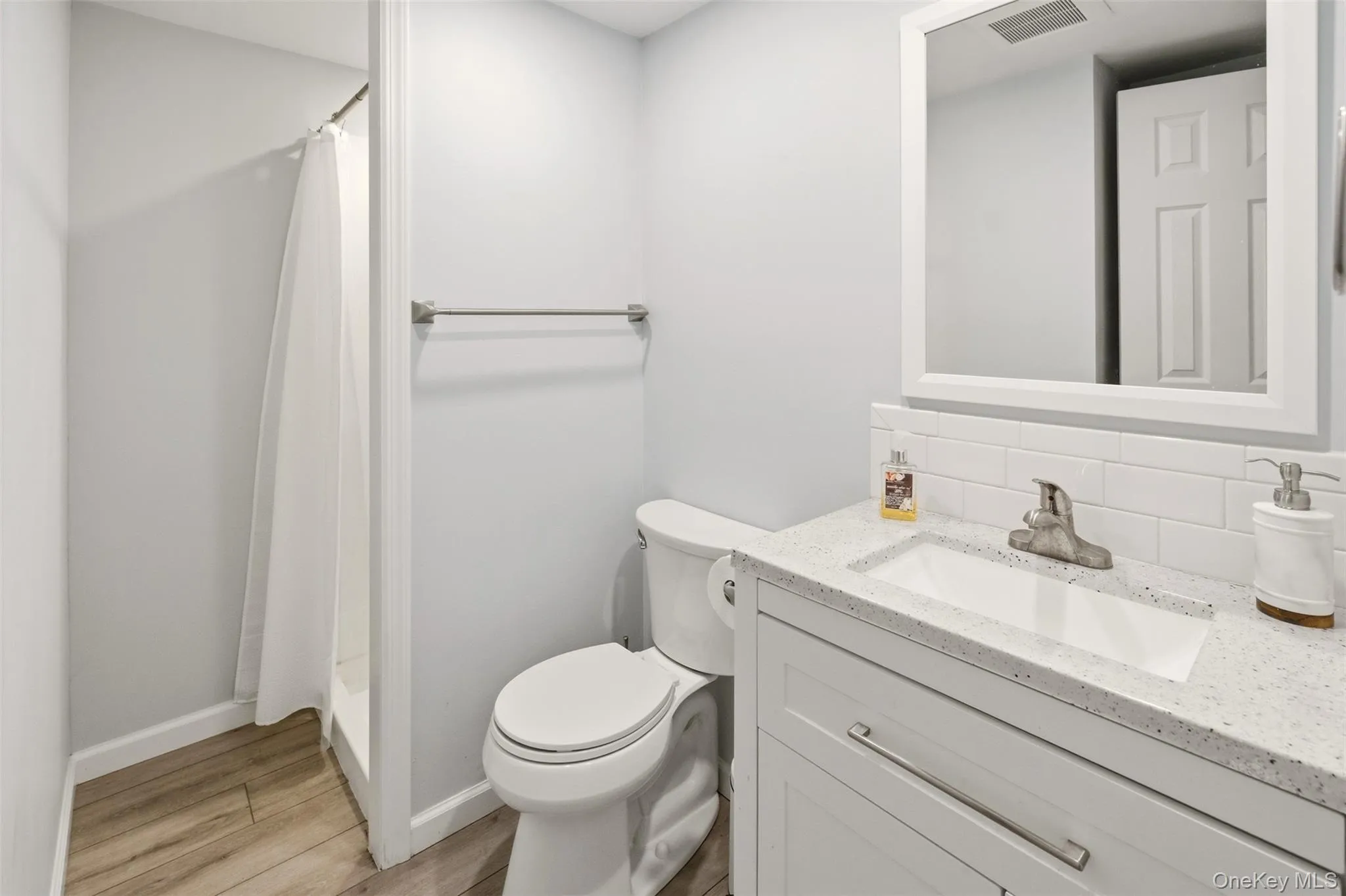 Lower level full bath Lower level full bath