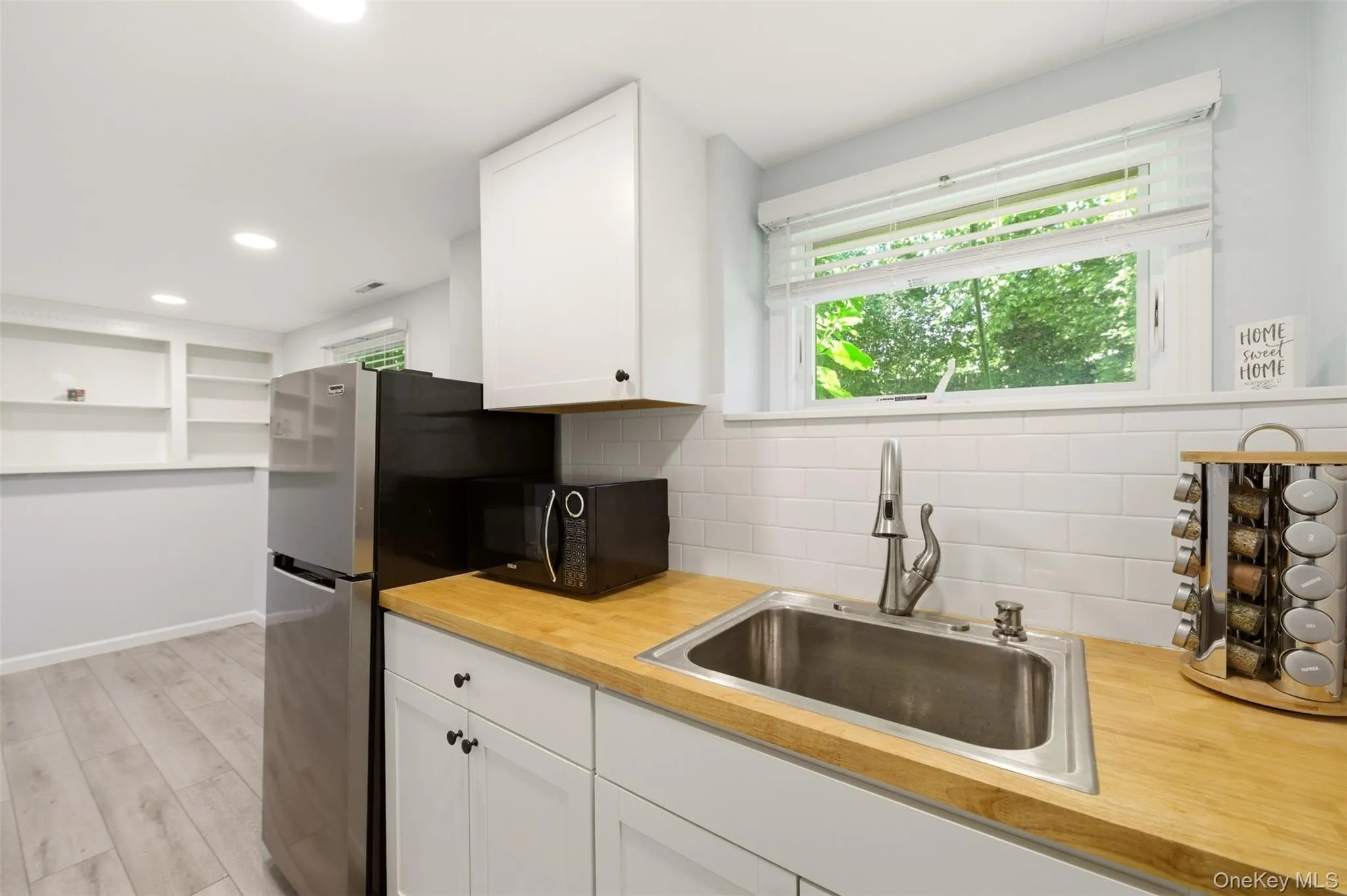 Lower level kitchenette Lower level kitchenette