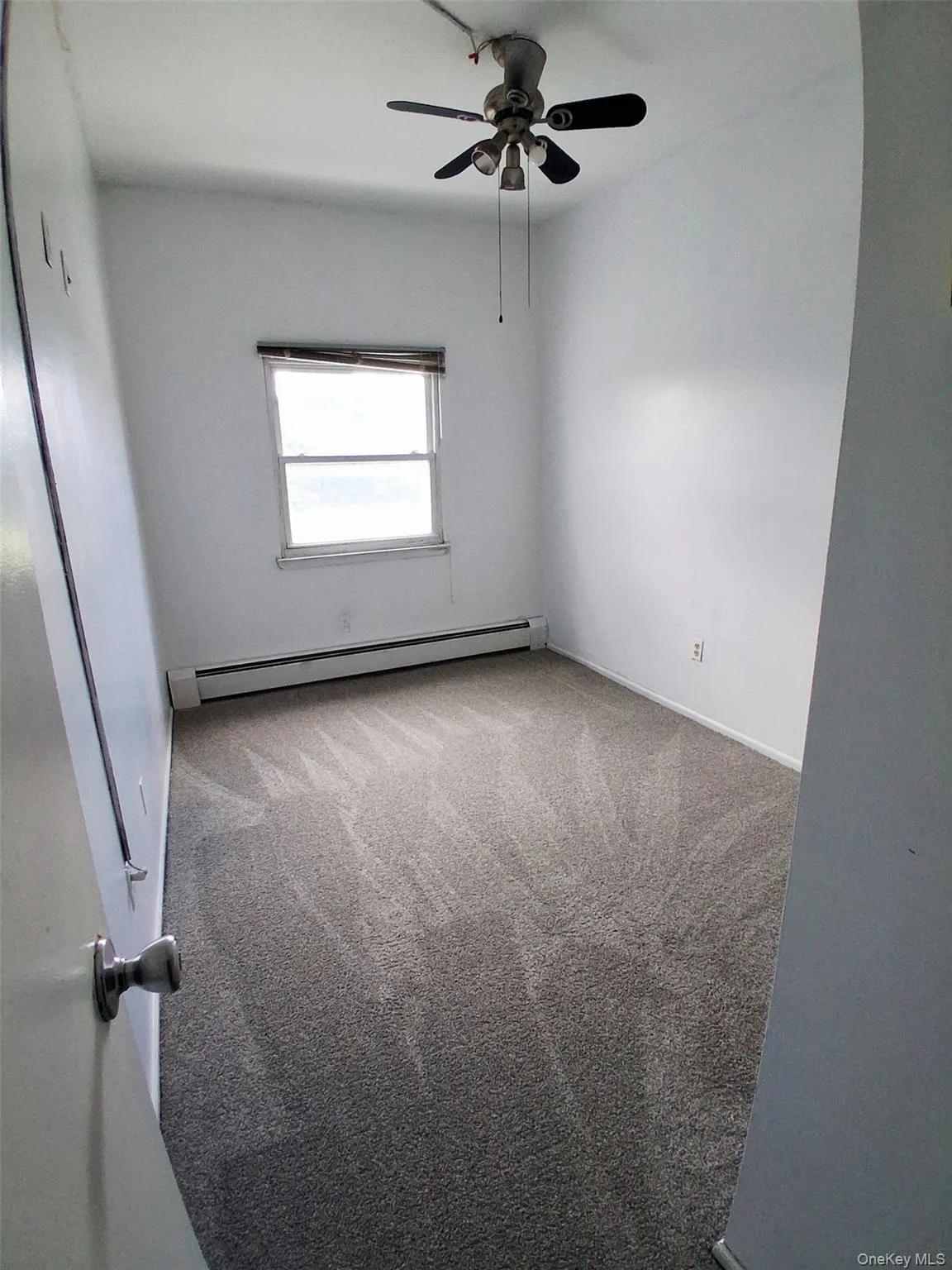 60 Sarah Lane, Middletown, NY, 3 Bedrooms Bedrooms, 6 Rooms Rooms,1 BathroomBathrooms,Residential Lease,For Rent,Sarah,0,1003361 60 Sarah Lane, Middletown, NY, 3 Bedrooms Bedrooms, 6 Rooms Rooms,1 BathroomBathrooms,Residential Lease,For Rent,Sarah,0,1003361